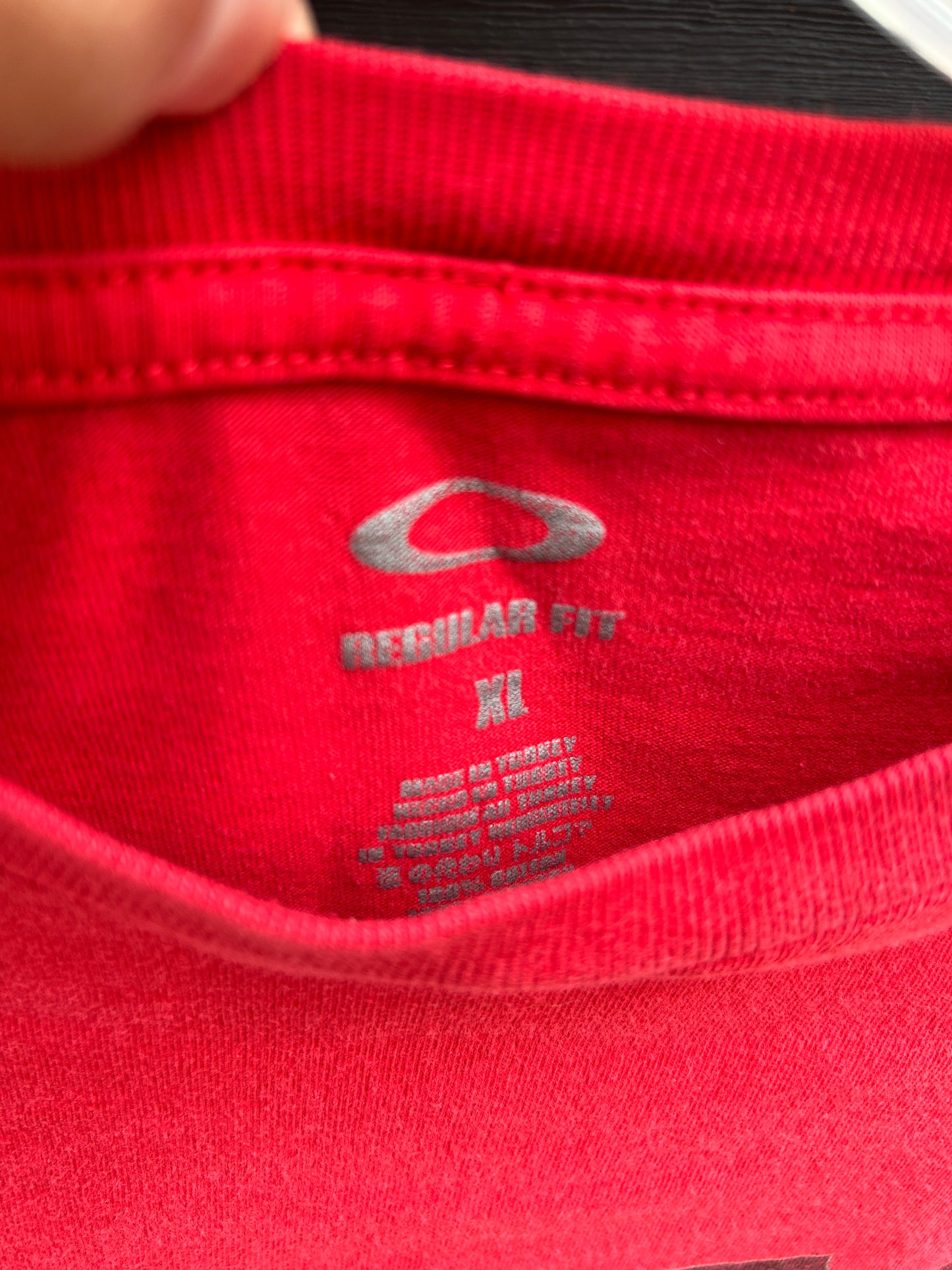 Y2K Cropped Red Oakley Spellout Tee (XL)