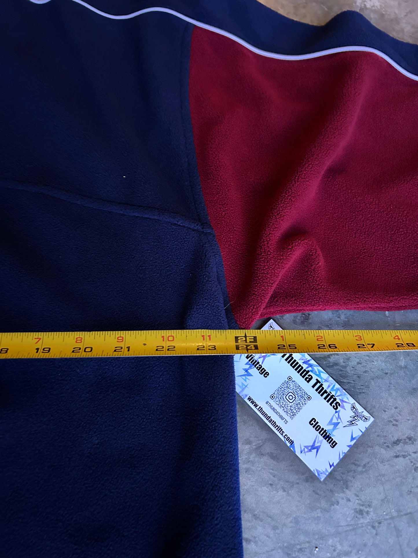 Vintage Vancouver Canucks Fleece Zip Sweater (L)