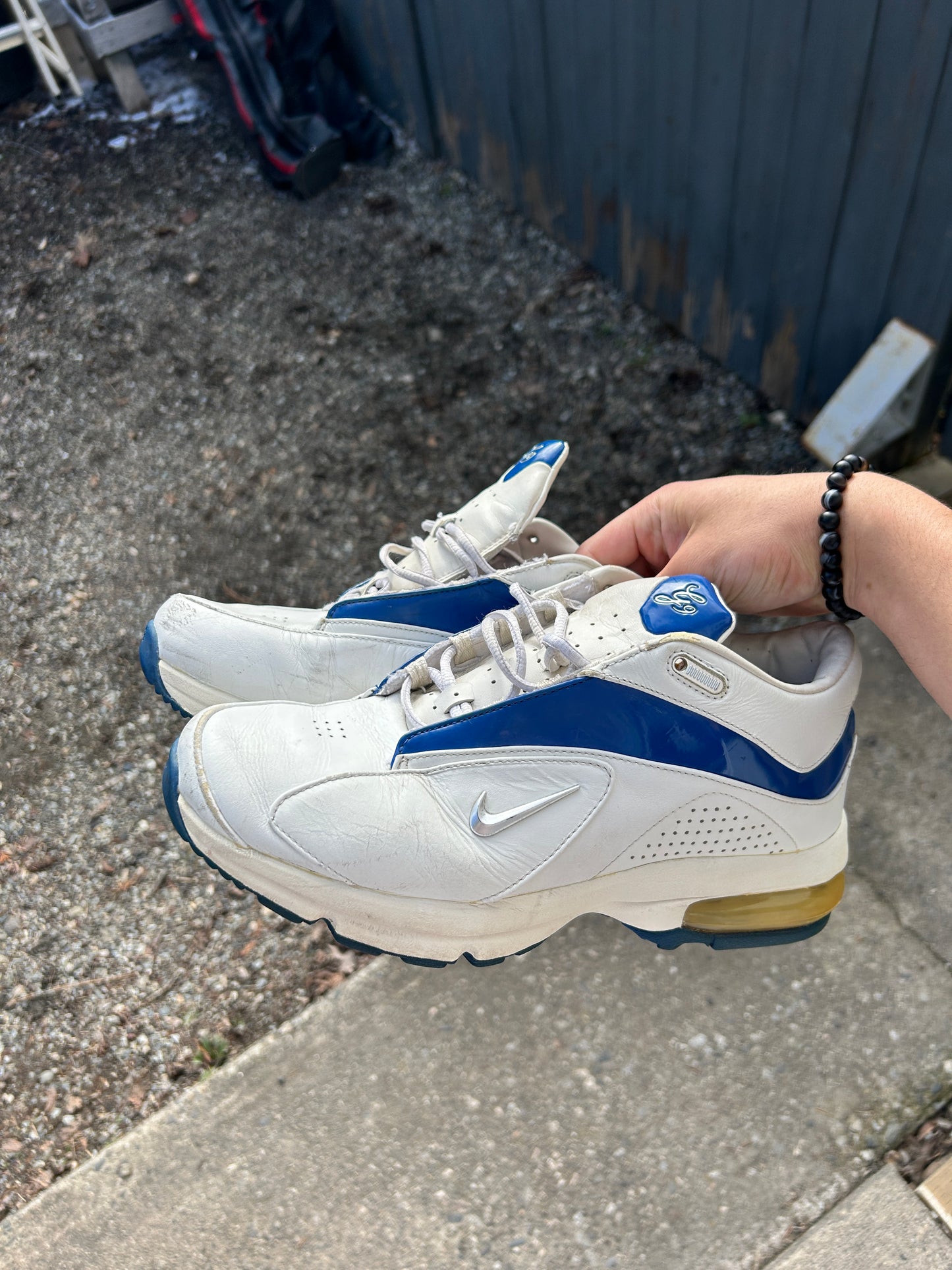 Vintage Ken Griffey Jr Nike Air Maxes (10.5M)