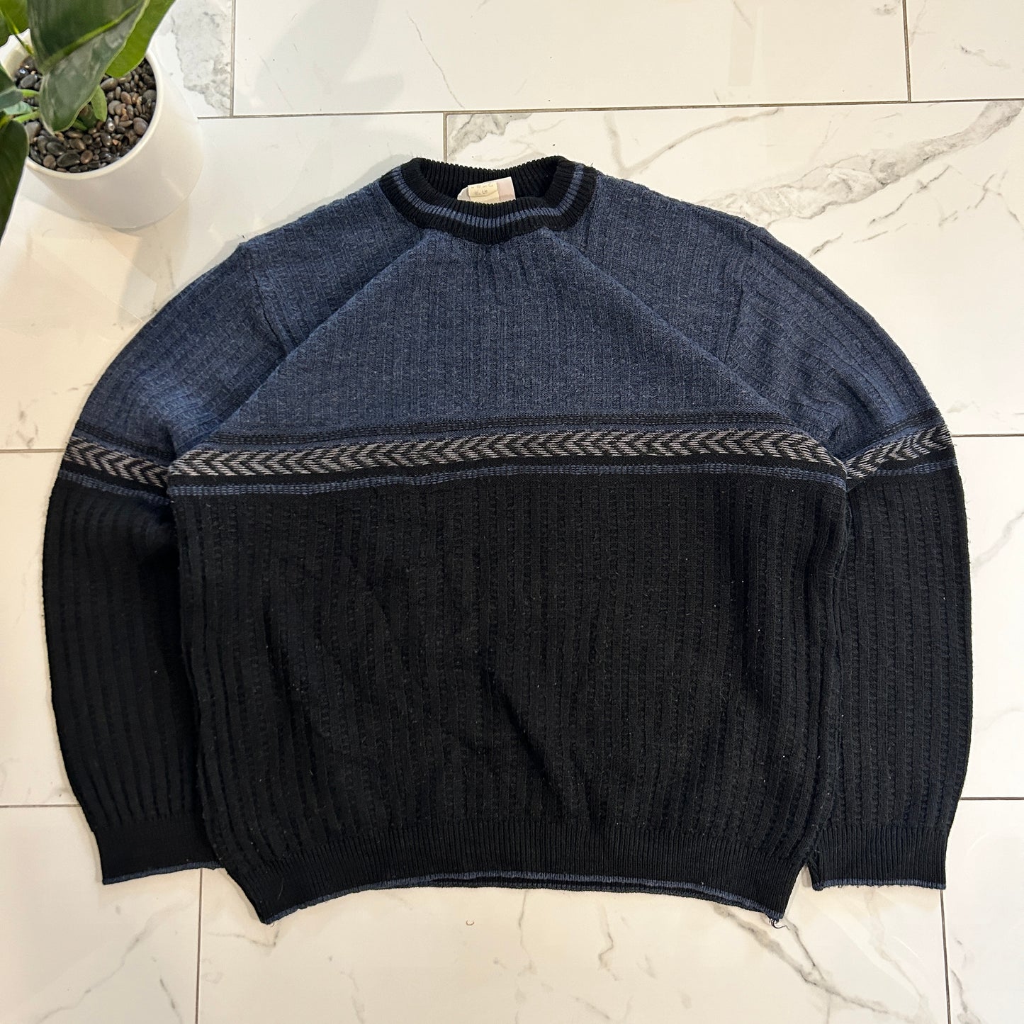 Vintage Stripe Knit Sweater (L)