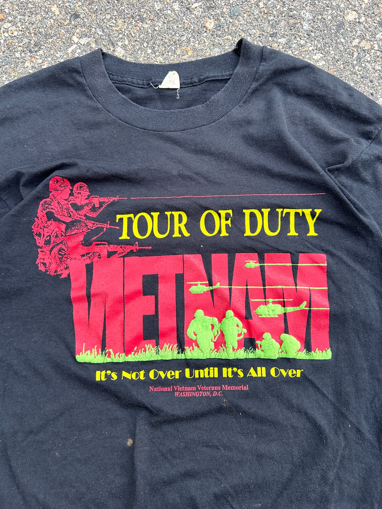 Vintage Single Stitch Tour of Duty Vietnam Tee (XL)