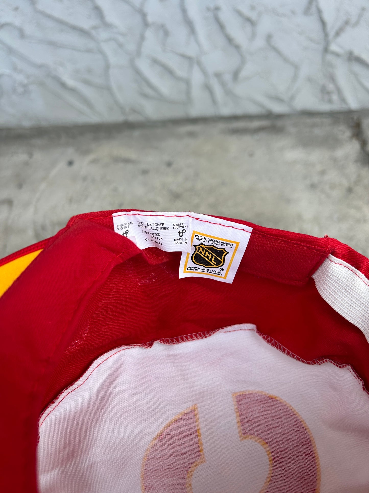 Vintage 90’S Calgary Flames Painter Hat