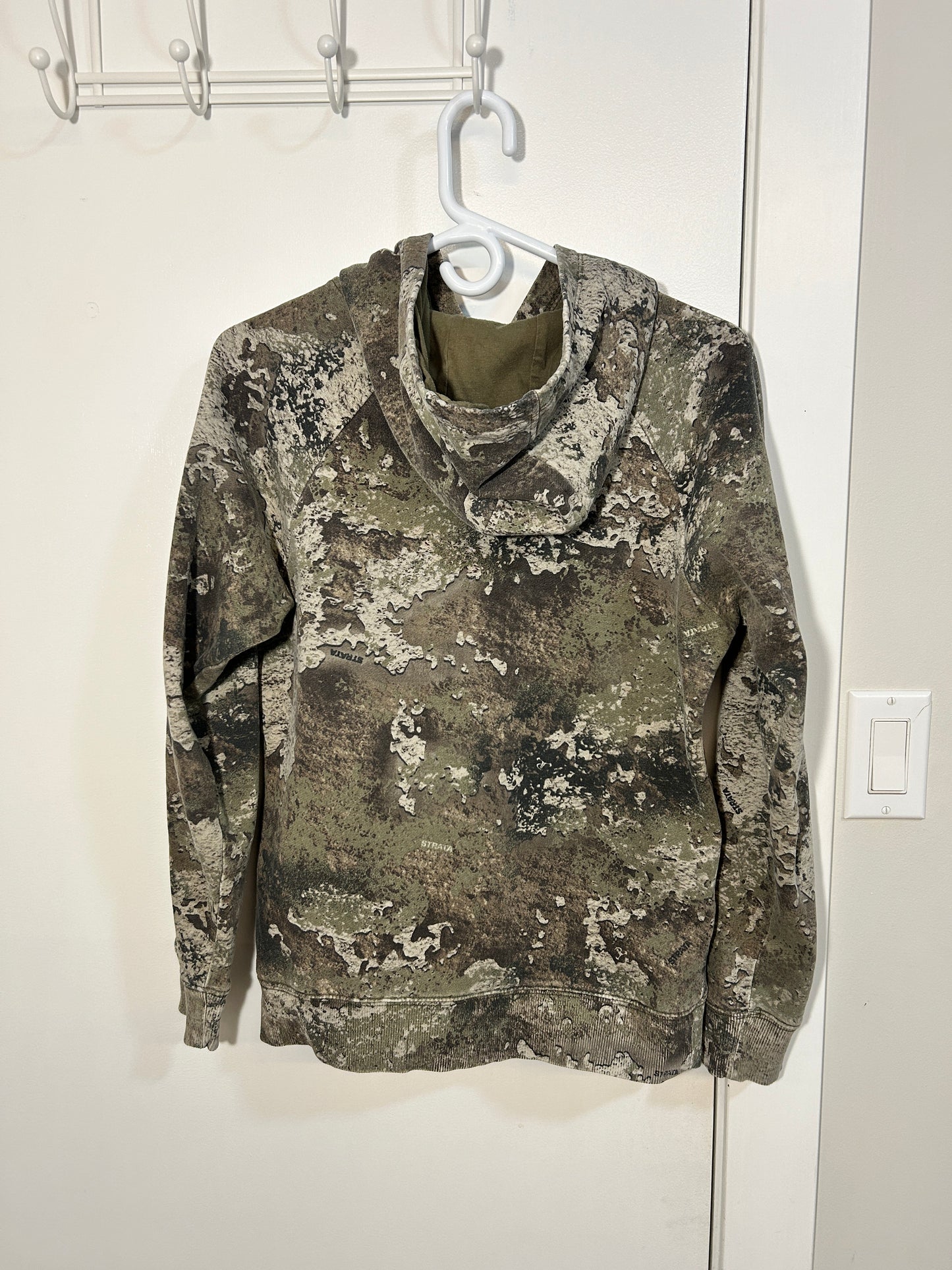 Vintage Cabelas Mottled Green Camo Hoodie (S)