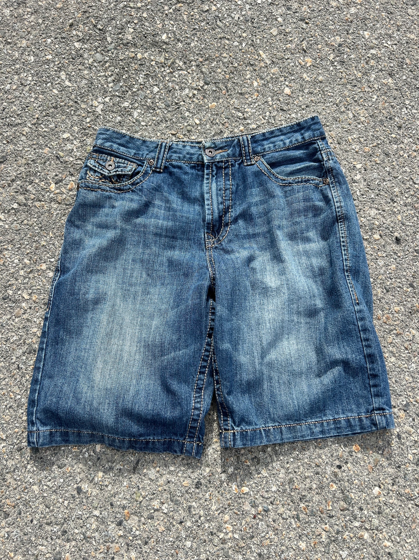 Y2K Urban Heritage Pocket Design Jorts (34W)