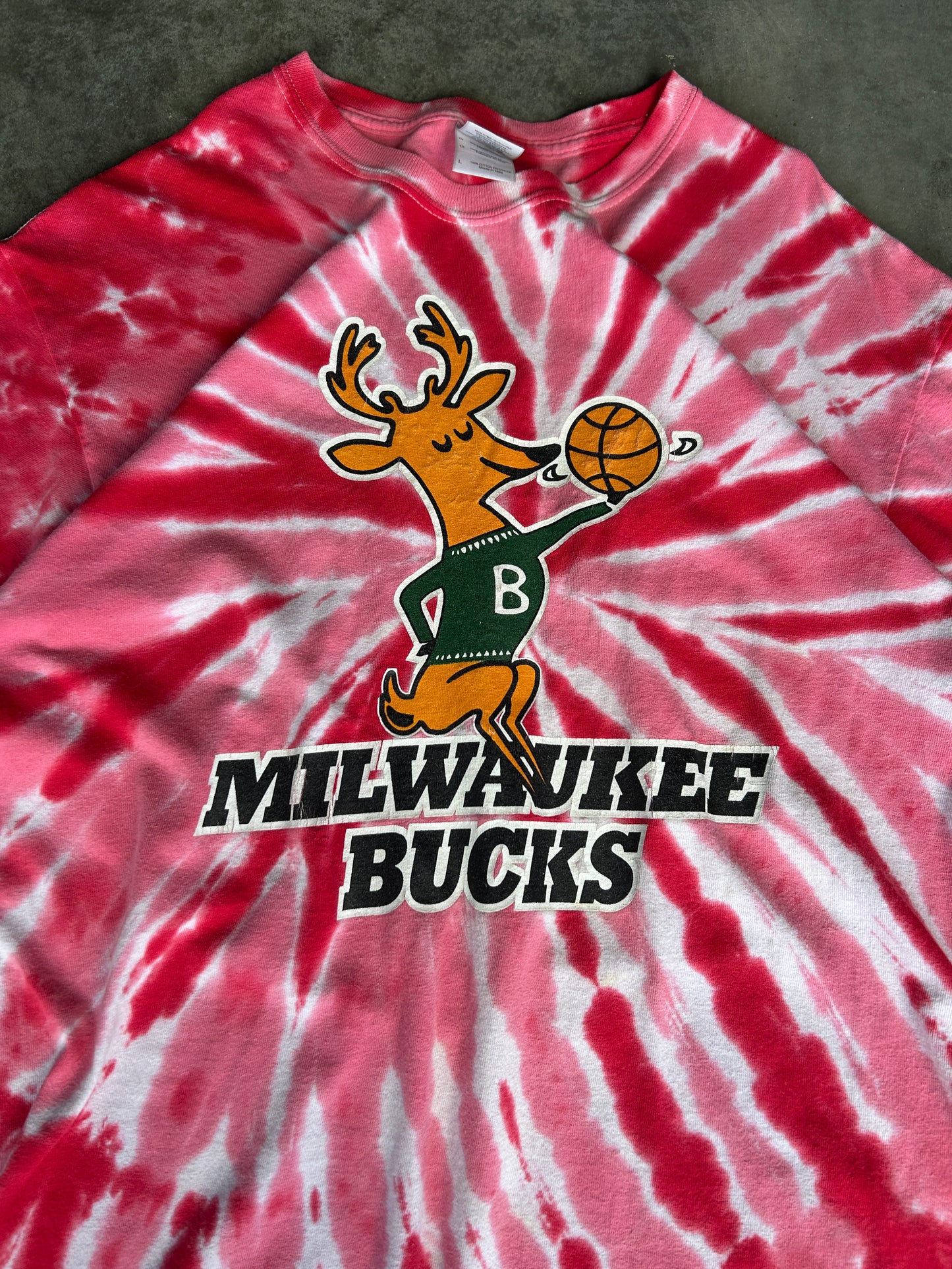 Vintage Milwaukee Bucks Retro Logo Tie Dye Tee (L)
