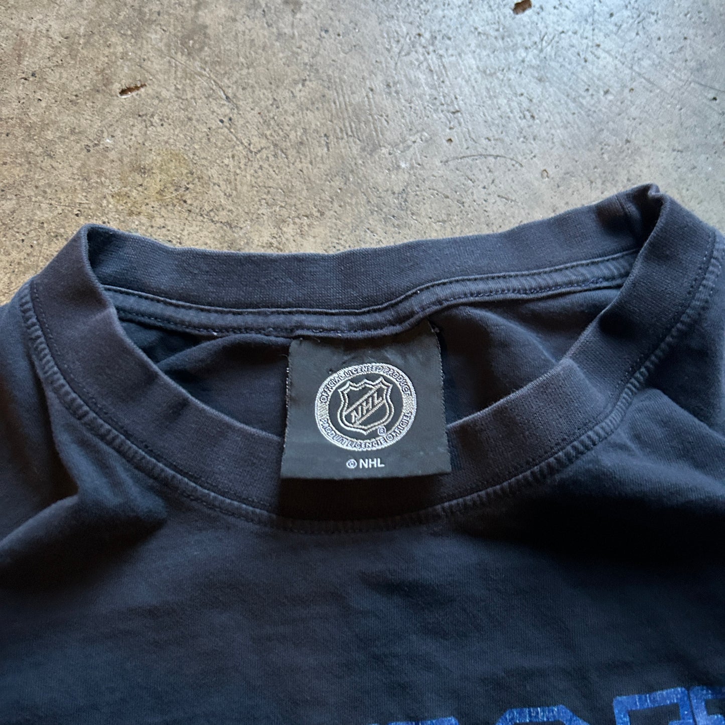 Navy Canucks Hockey Tee (L)