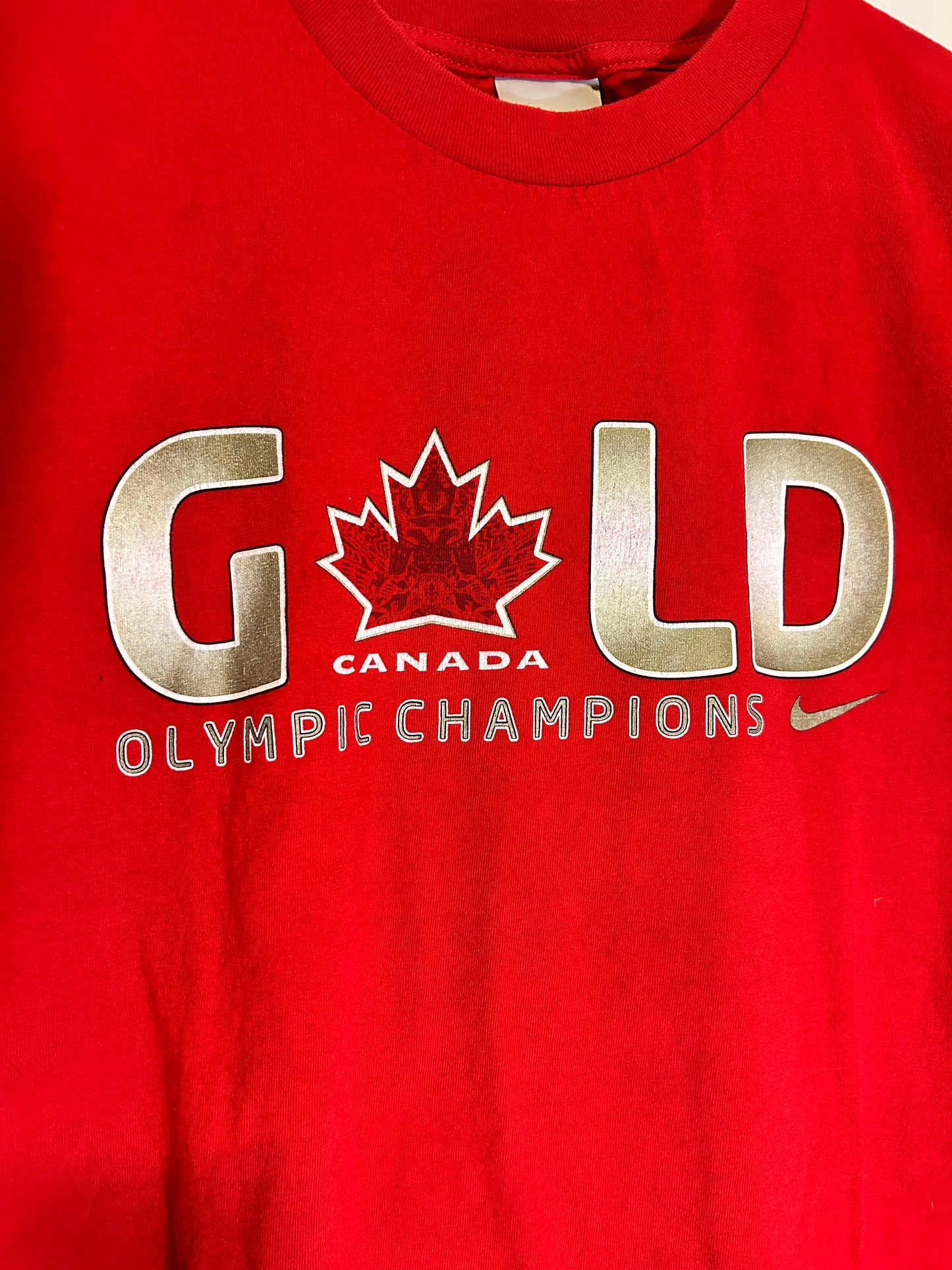 Vintage Nike 2010 Olympics Champions Tee (XL)
