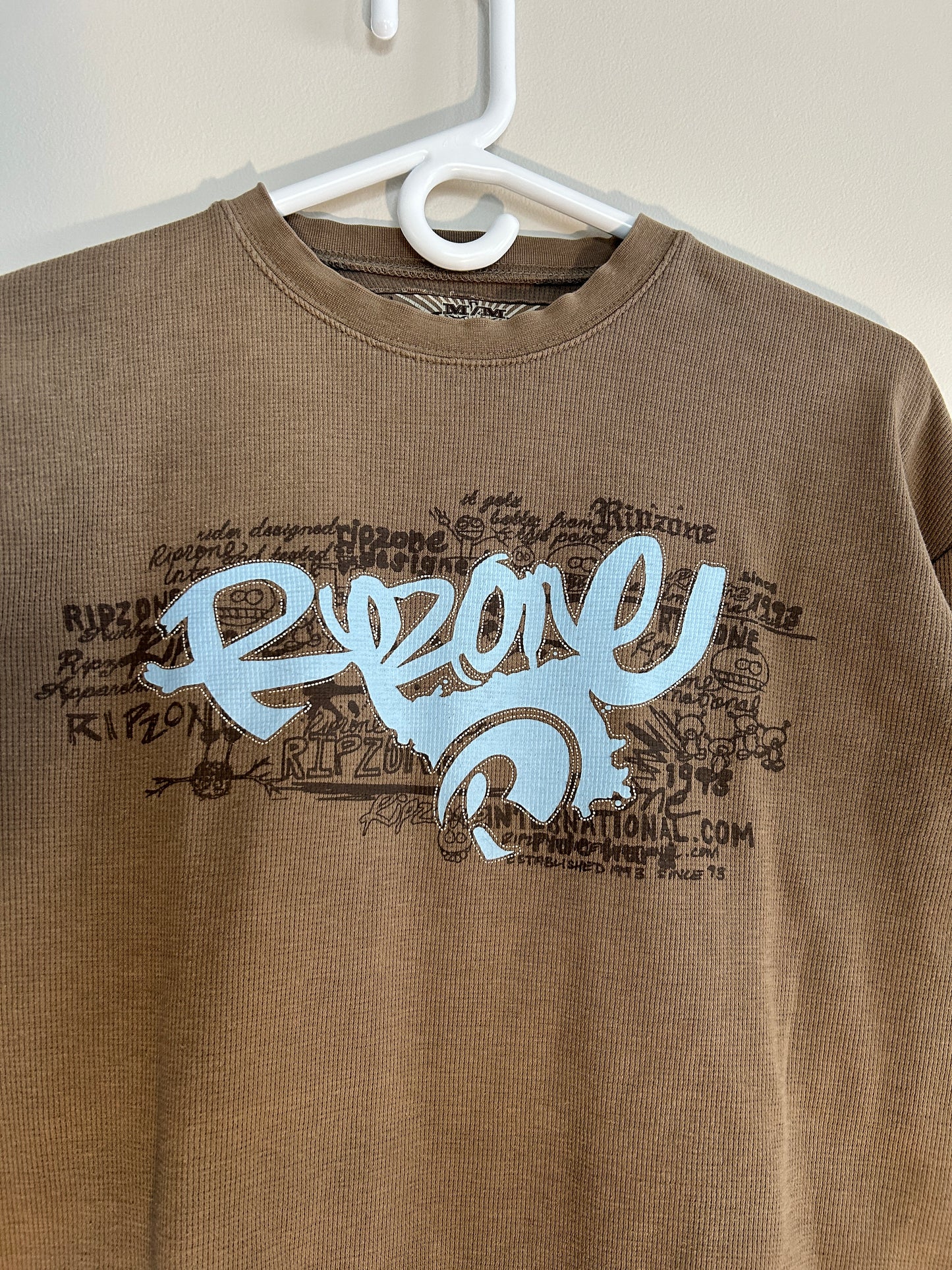 Y2K Ripzone Waffle Knit Shirt (M)