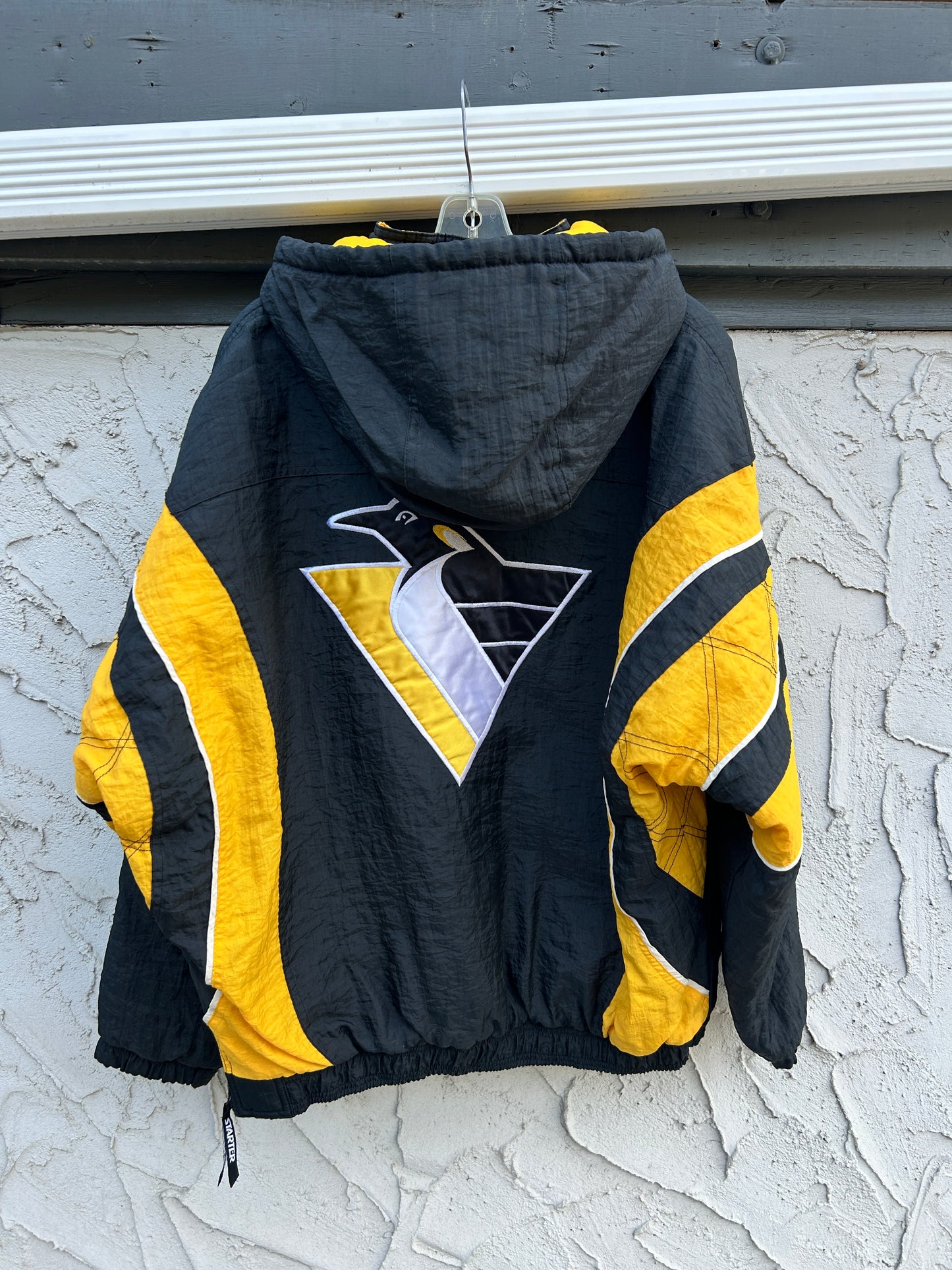 Vintage Pittsburgh Penguins Starter Jacket (XL)