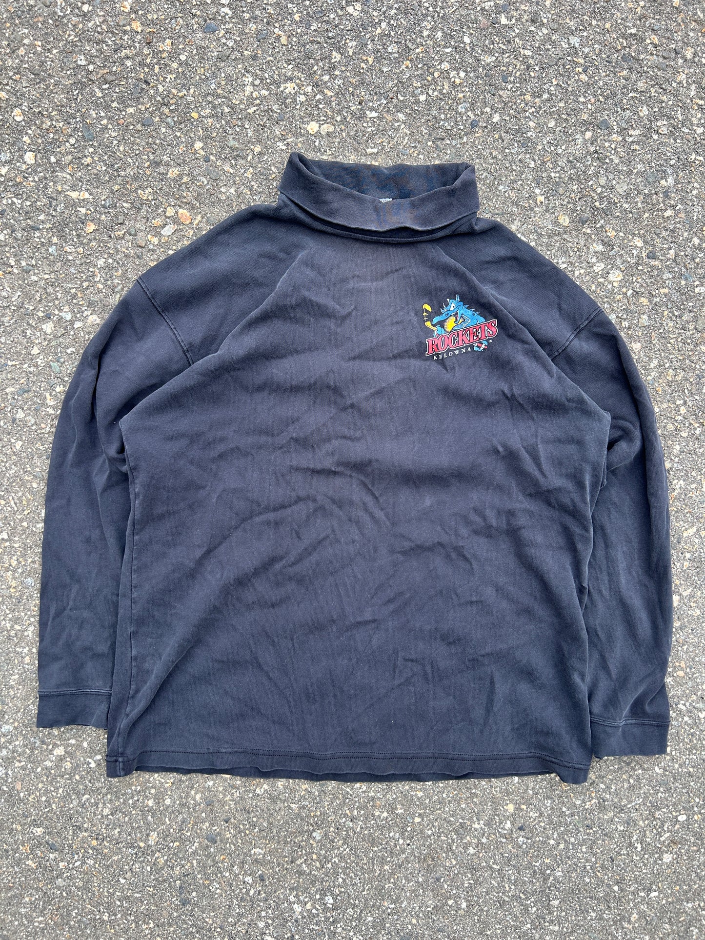 Vintage 90’s Kelowna Rockets Turtleneck Shirt (L)