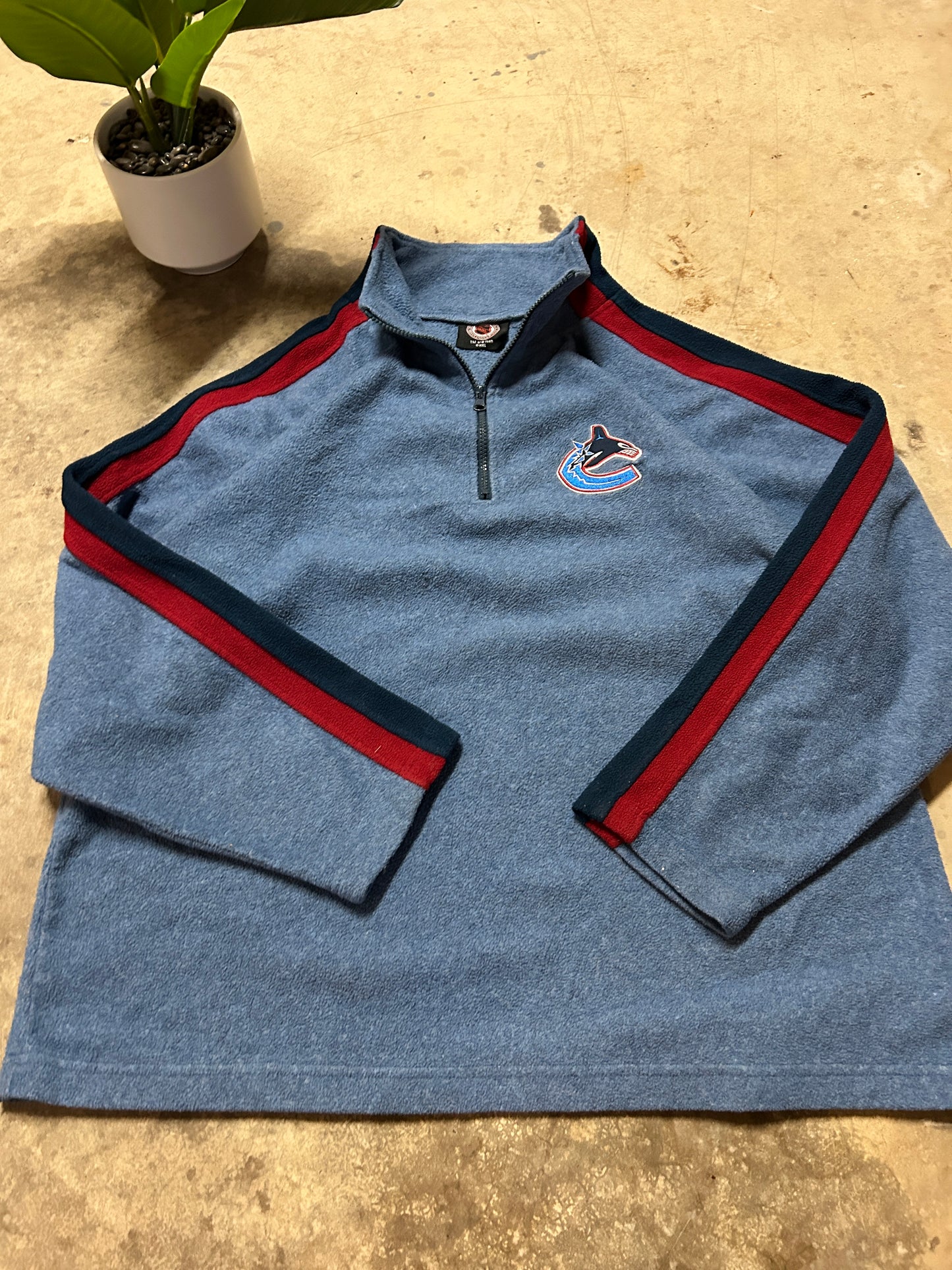 Vintage Canucks Quarter Zip Fleece (XL)