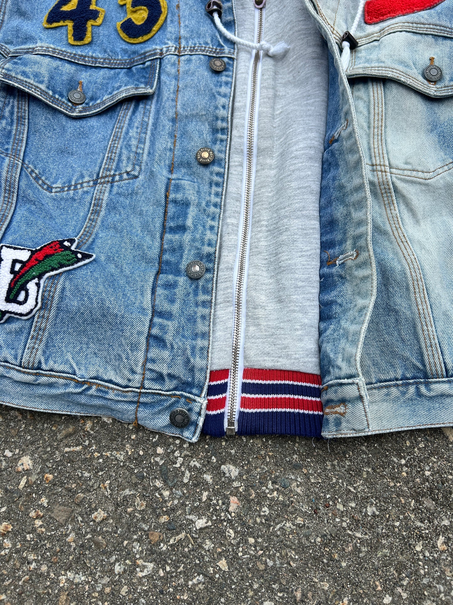 Vintage 80’s Faded Bugle Boy Hooded Denim Jacket (L)