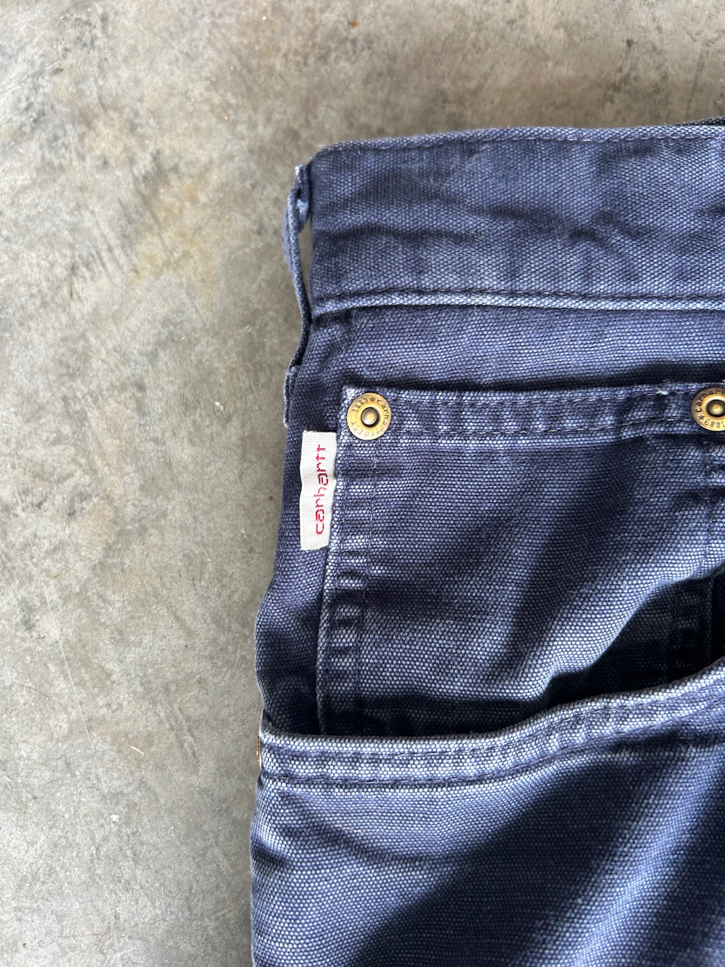 Vintage Carhartt Navy Loose Fit Pants (38x32)