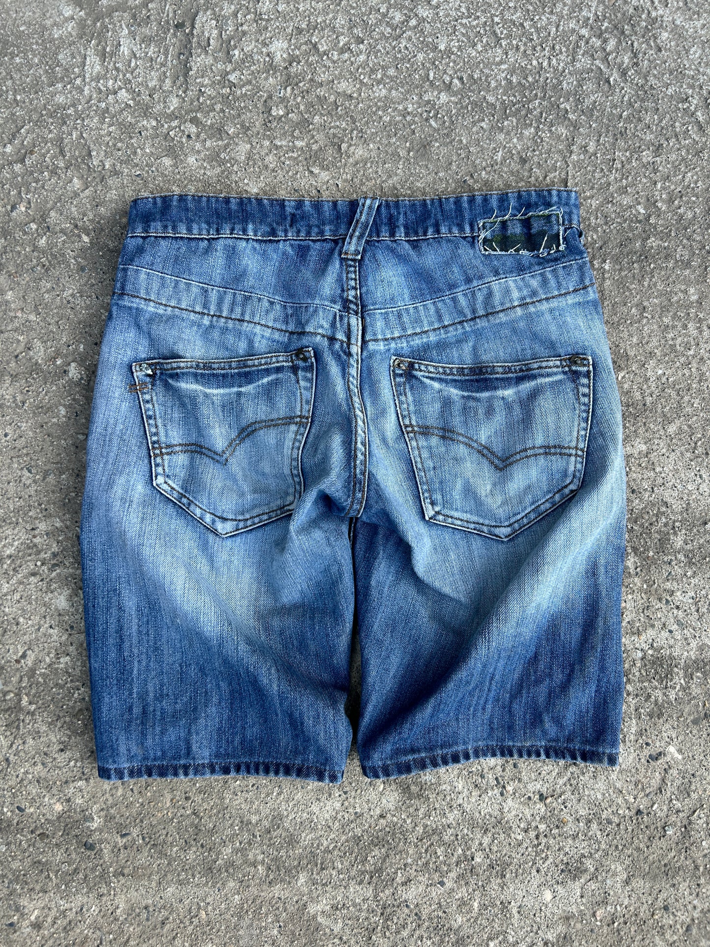 Twisted Mind Lightwash Jorts (32W)
