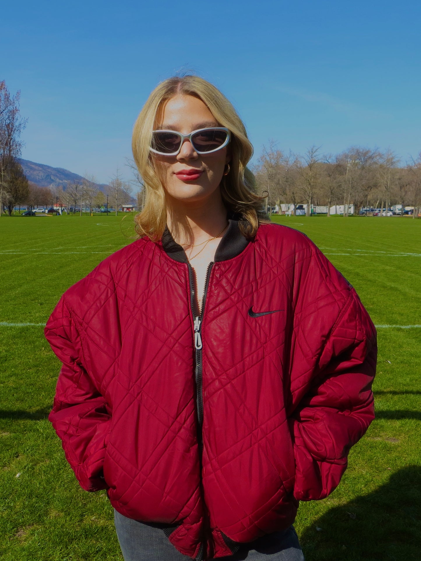 Vintage 90’s Nike Red Reversible Quilted Jacket (L)