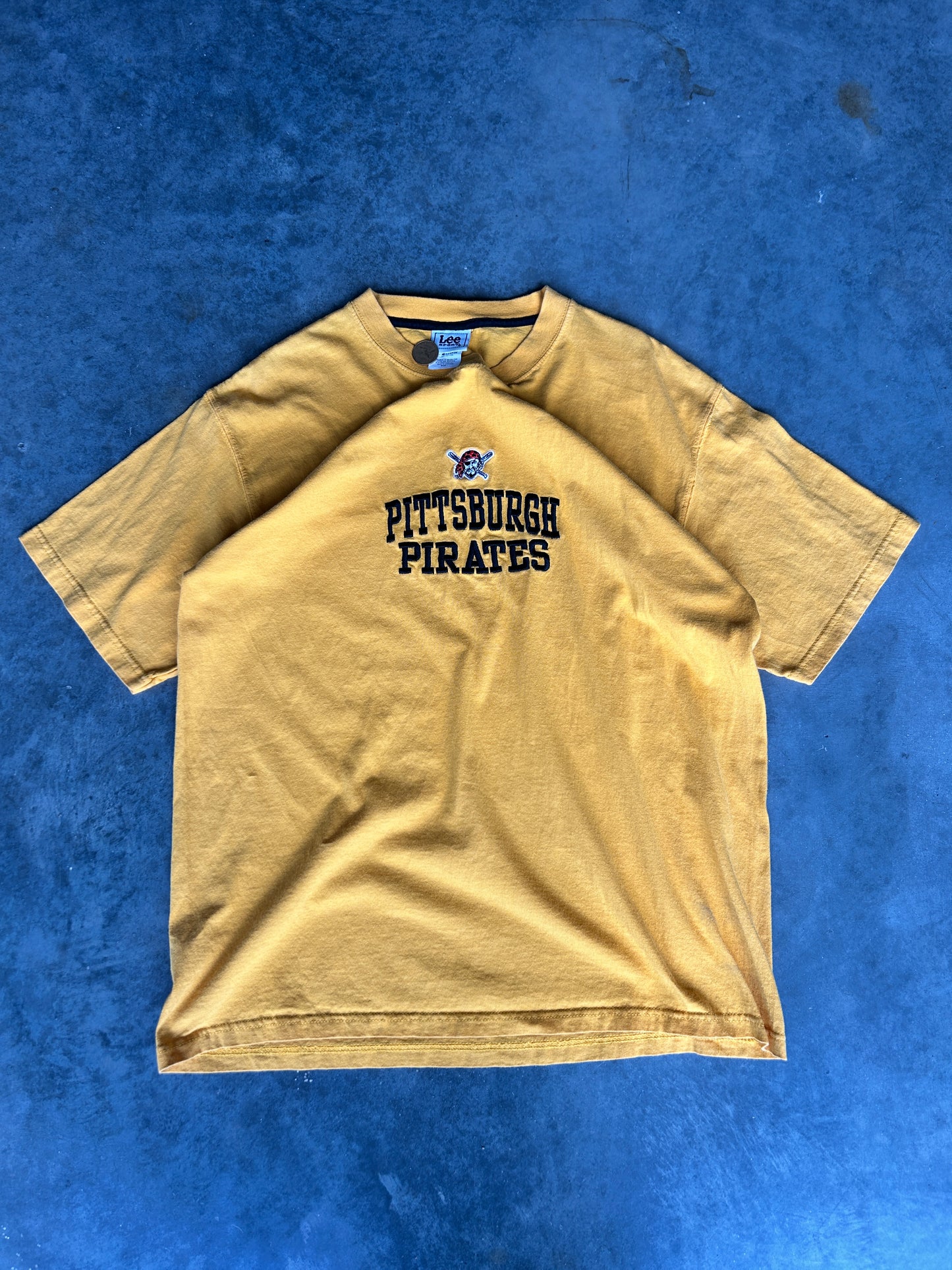 Vintage Lee Sport Pittsburgh Pirates Tee (L)