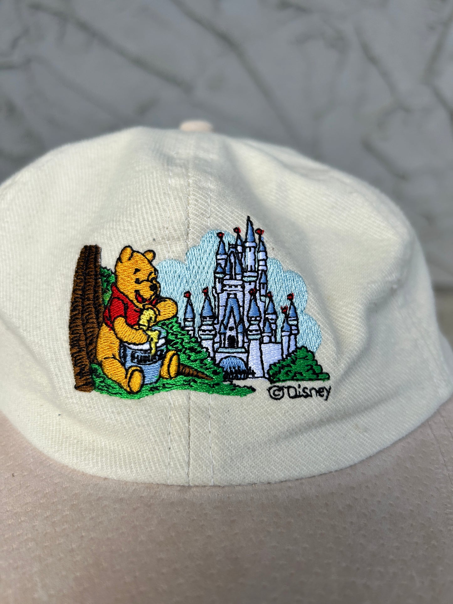 Vintage 90’s Winnie The Pooh Hat