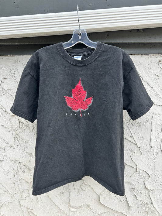 Vintage Canada Maple Leaf Tee (L)