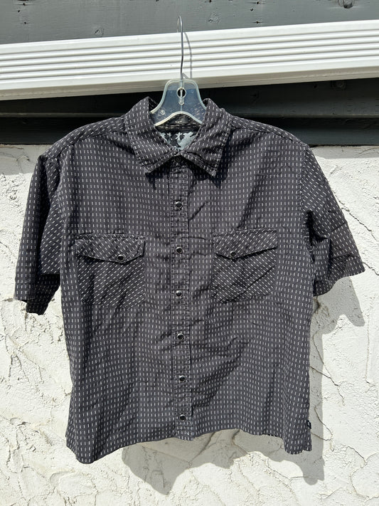 Cropped Company Standard Black Patterned Button Up (M)