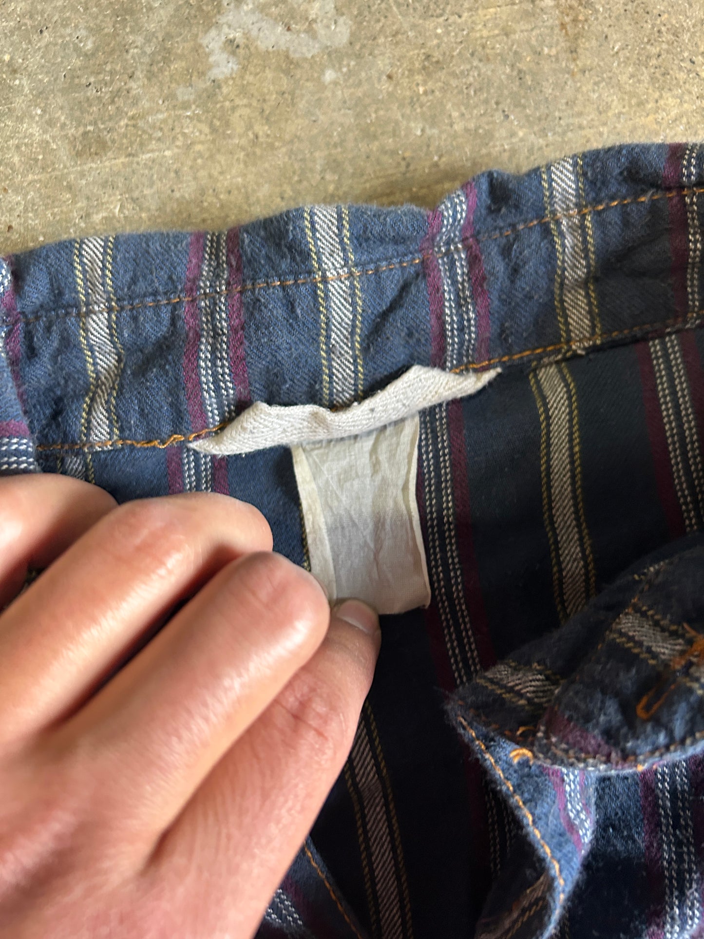 Vintage Quicksilver Cropped Button Up (L)