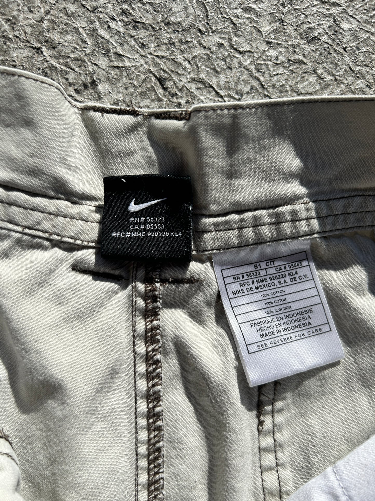 Nike ACG Carpenter Shorts (M)