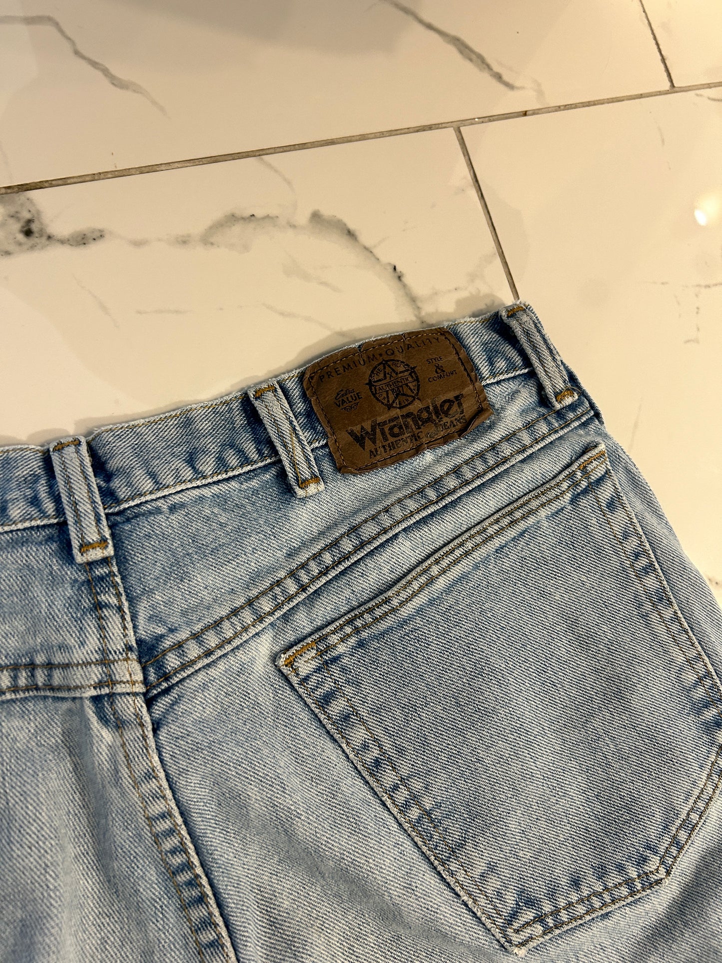 Wrangler Acid Wash Jeans (34x32)