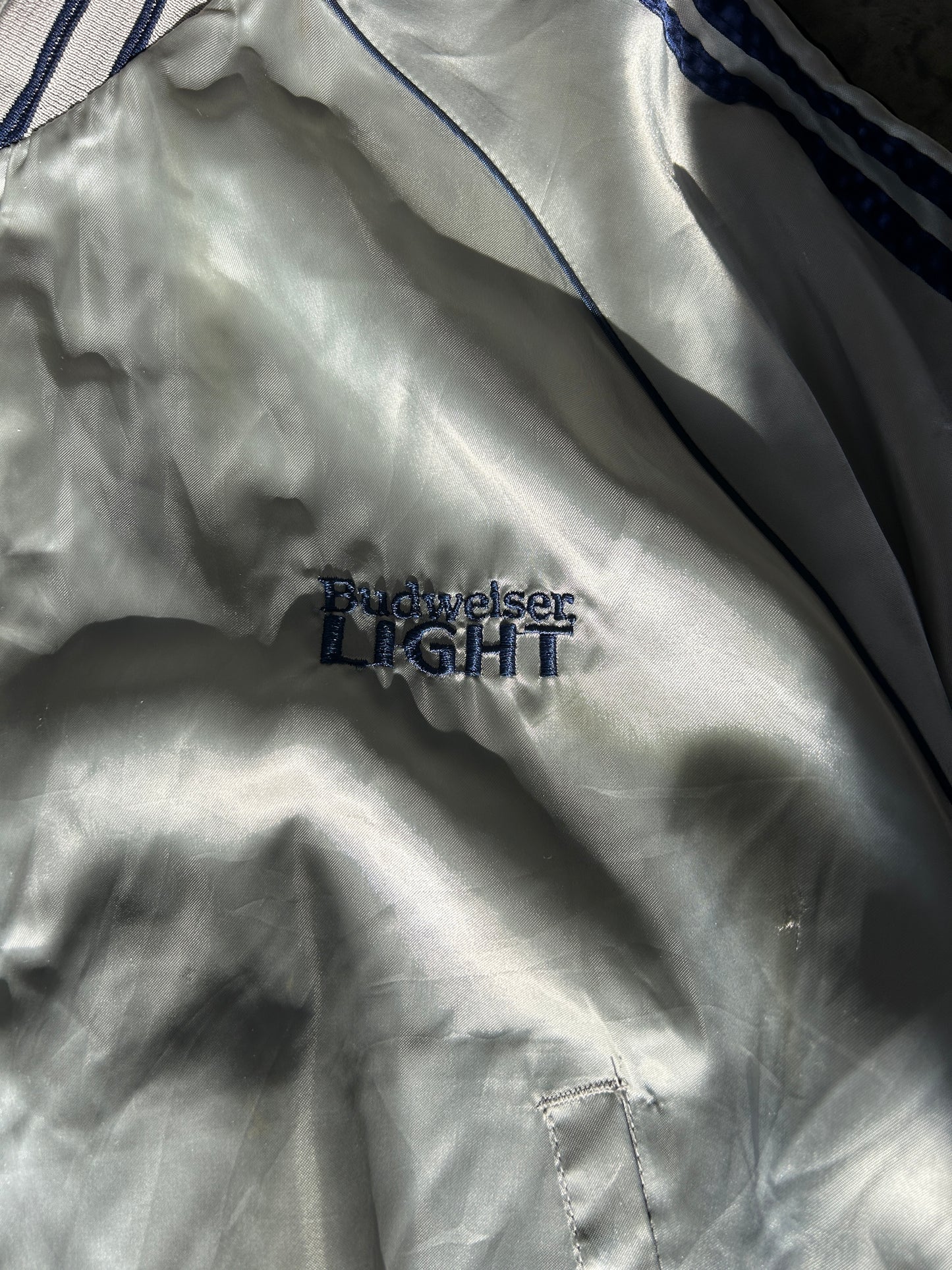 Vintage Silver Budweiser Light Bomber Jacket (L)