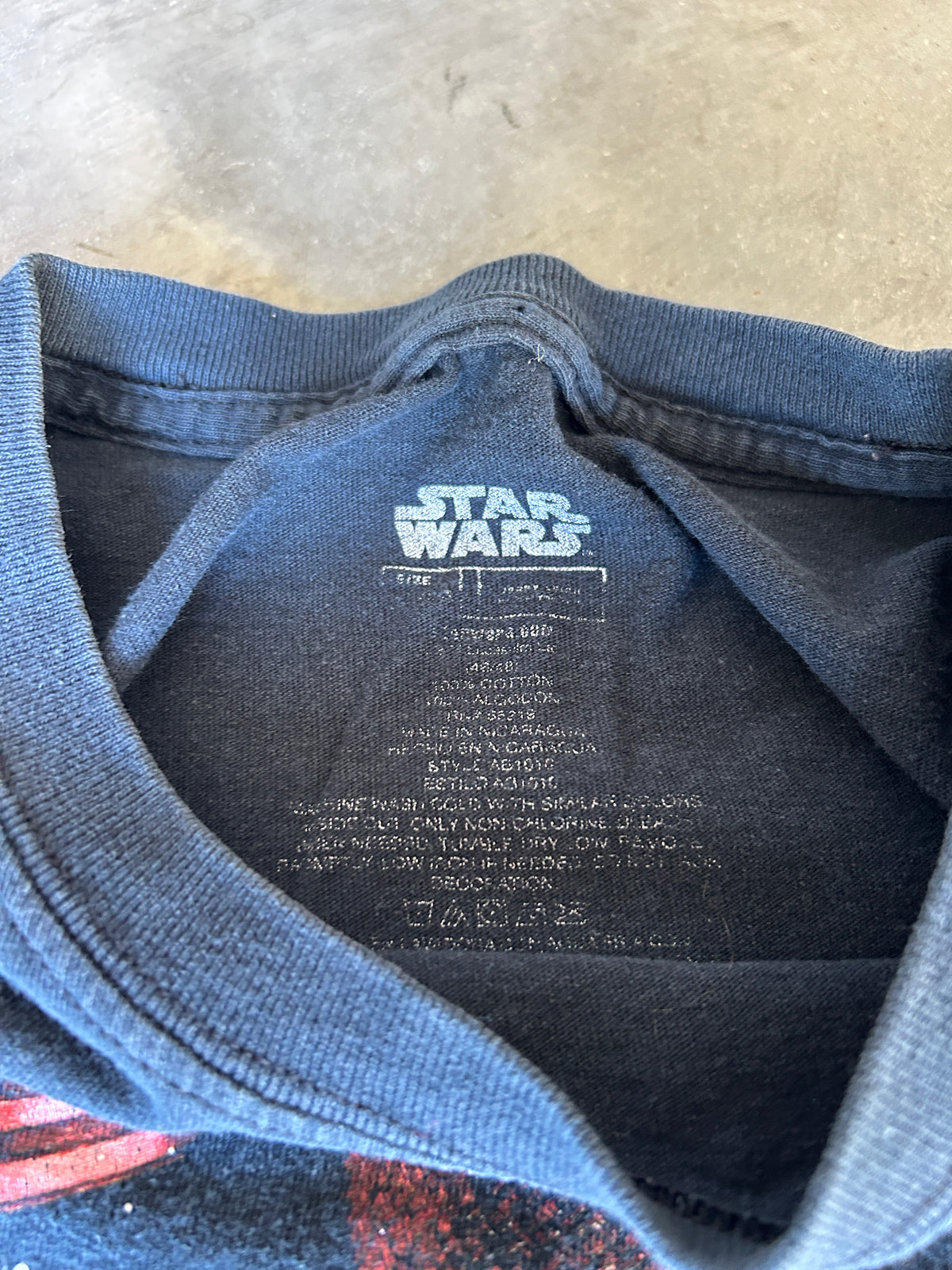 Faded Star Wars Force Awakens Tee (XL)