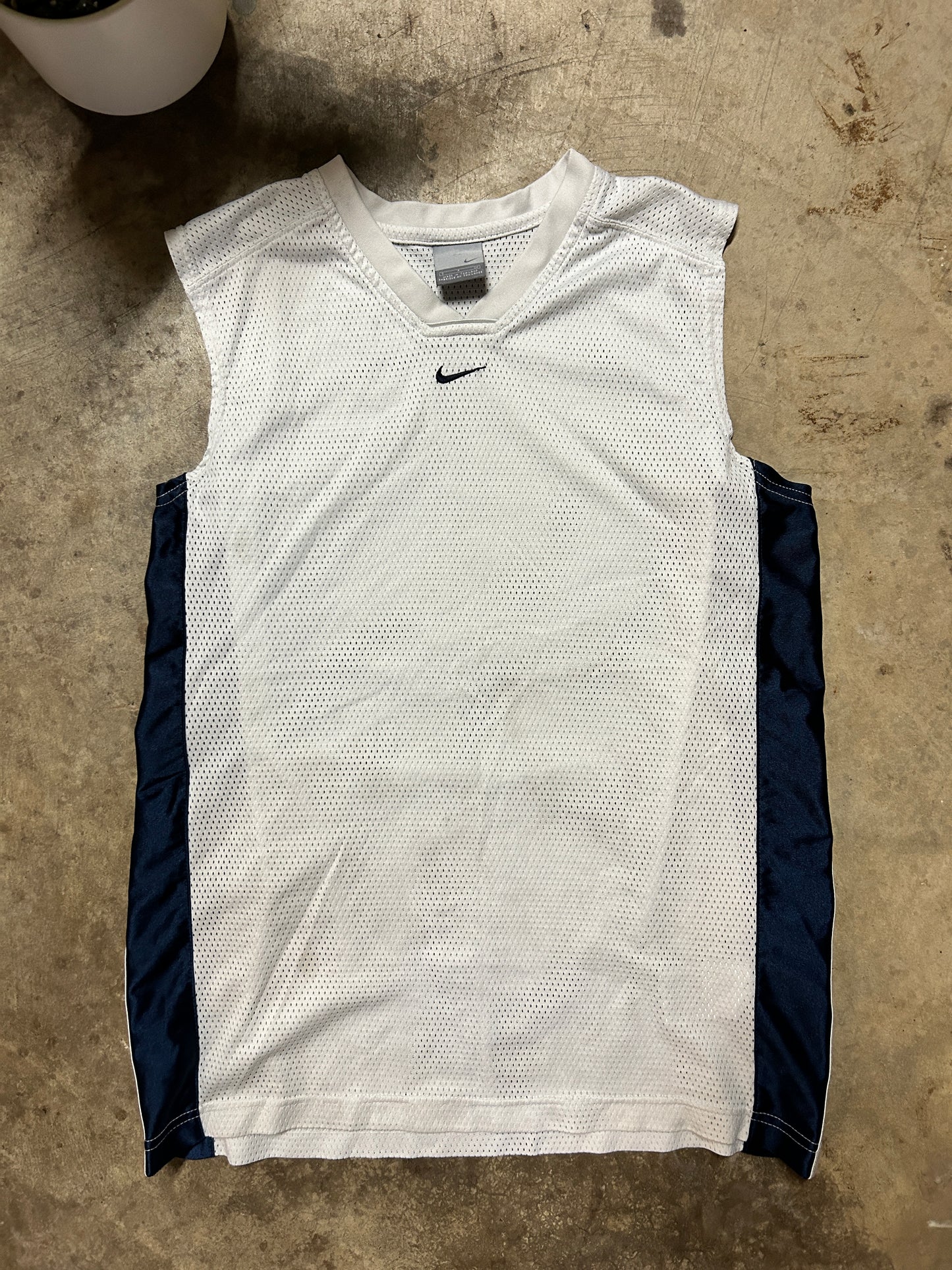 Vintage Nike Mesh Jersey (fits M)