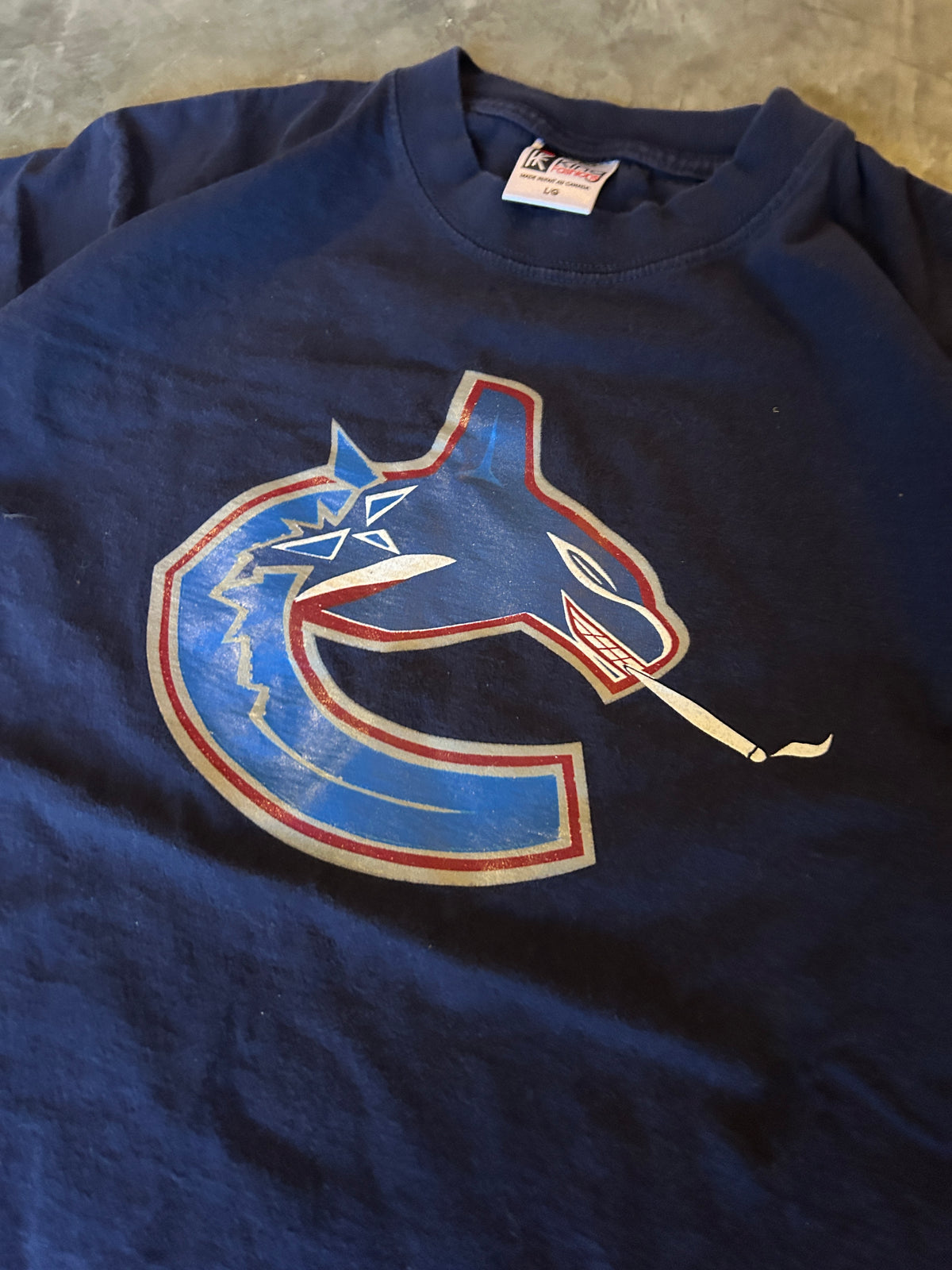 Vancouver Canucks Smokin’ Orca Tee (L)