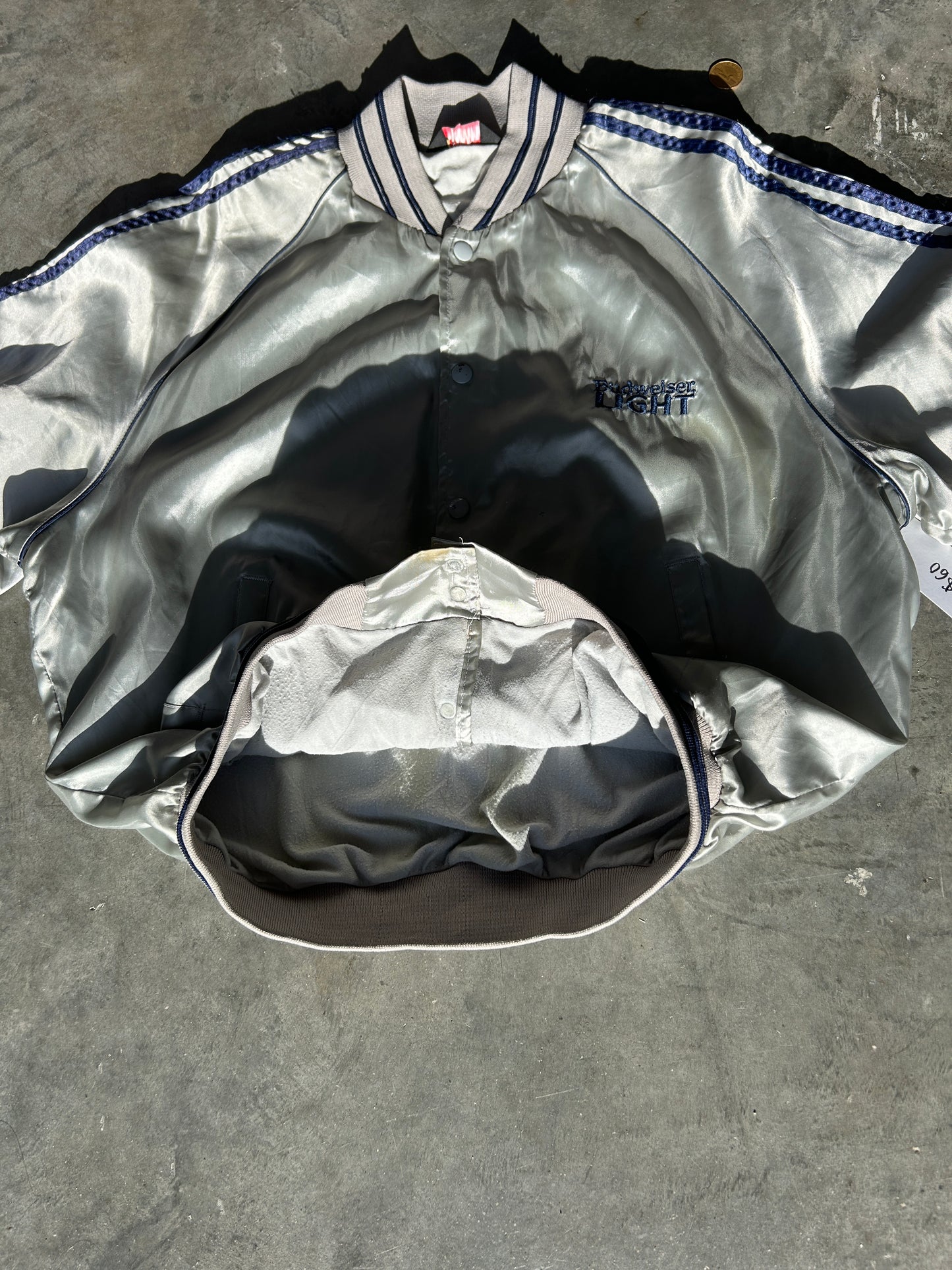 Vintage Silver Budweiser Light Bomber Jacket (L)