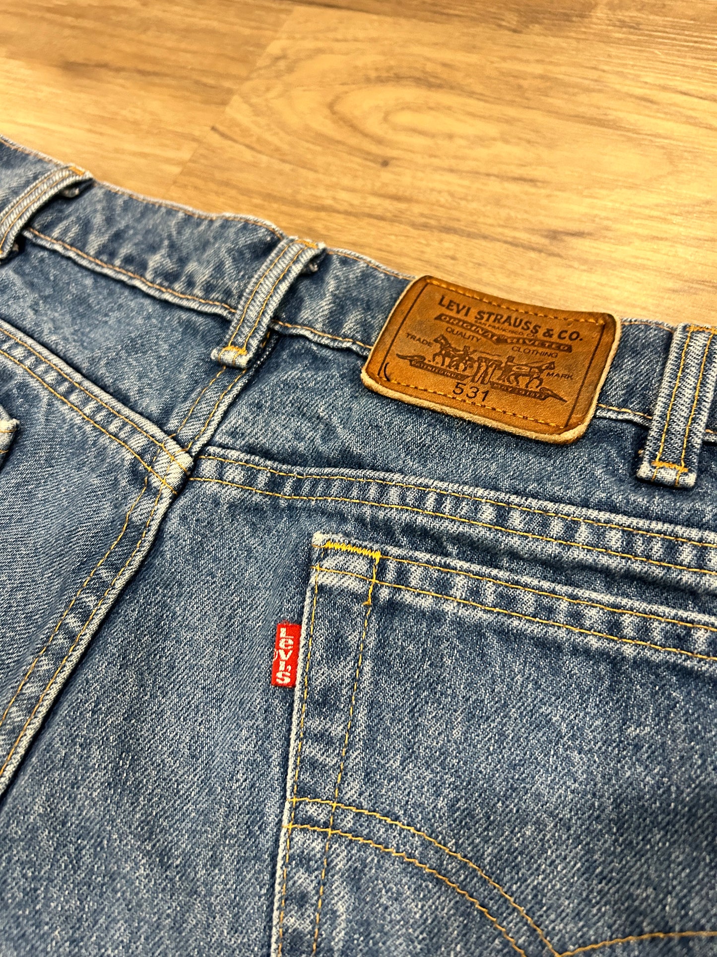 Vintage Levi’s 531 Cutoff Jorts (38W)