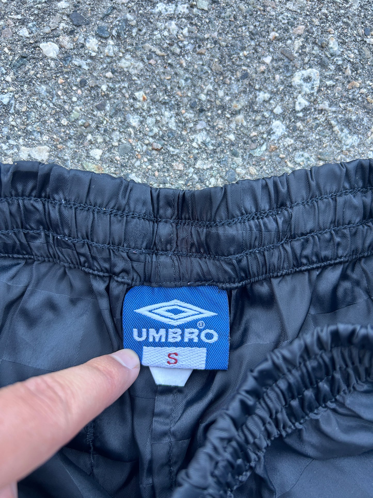 Vintage Black Checker Print Umbro Shorts (S)