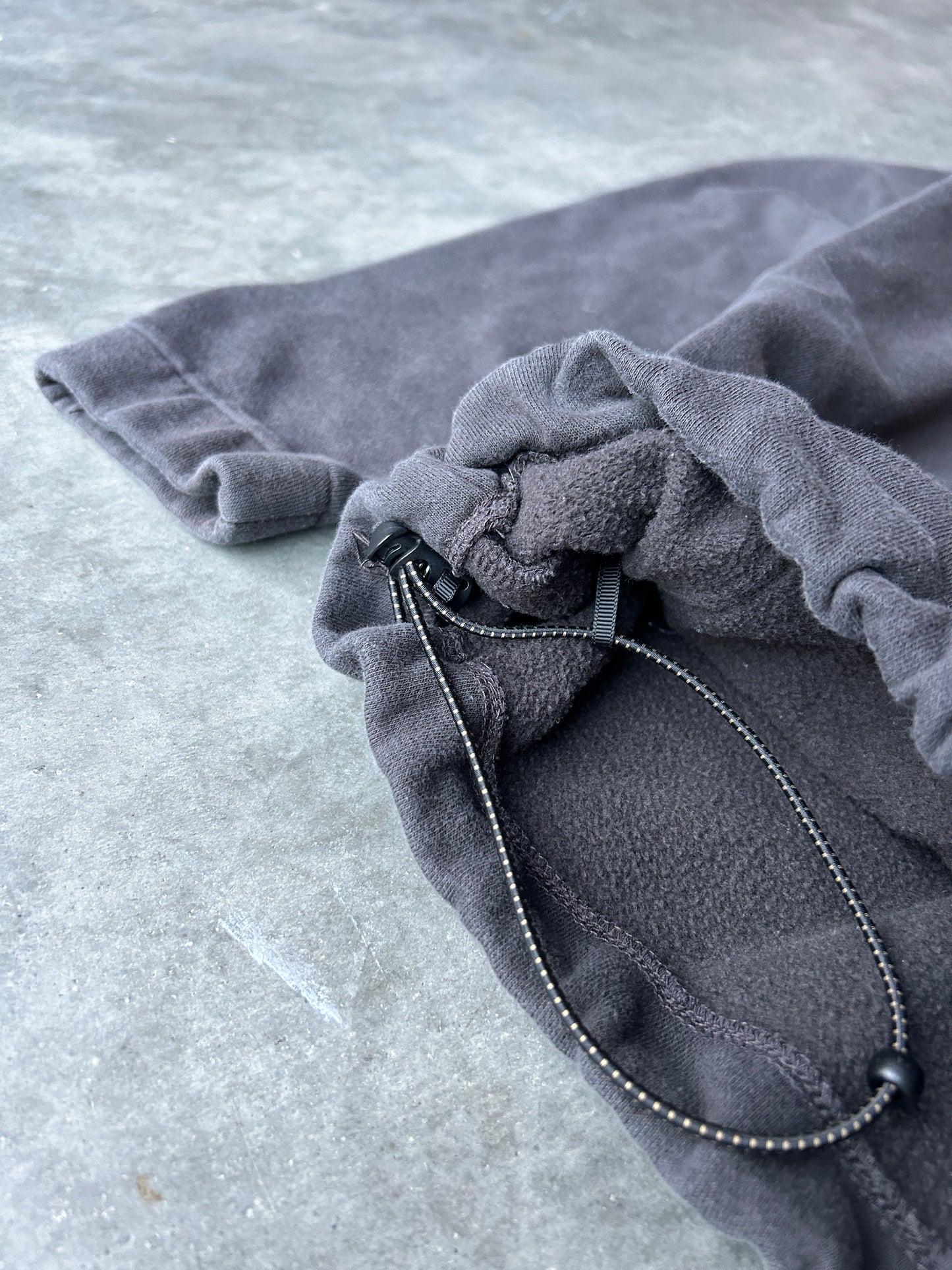 Black Billabong Adventure Division Cinch Hoodie (S/M)