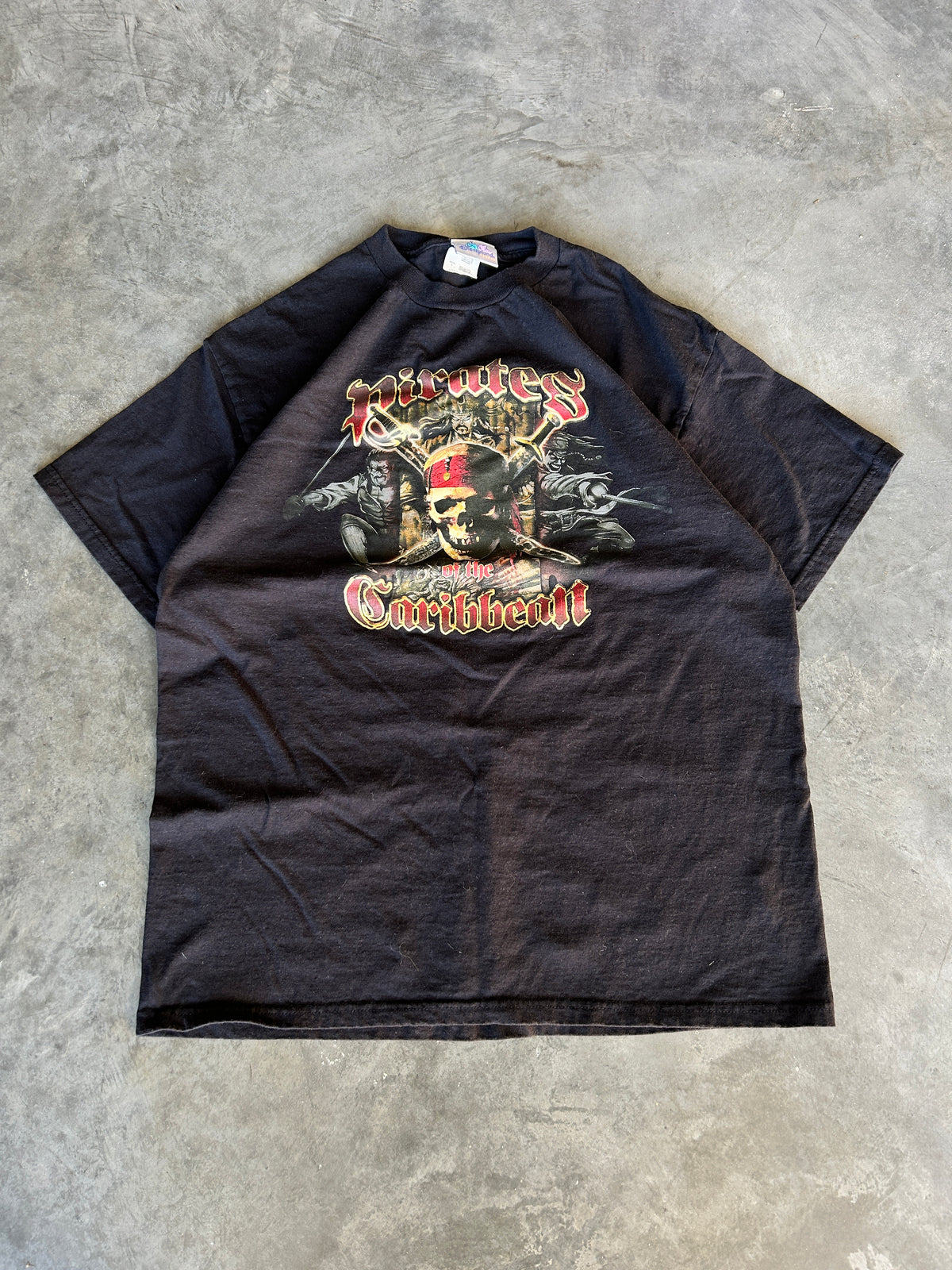 Vintage Disneyland Pirates of the Caribbean Tee (L)