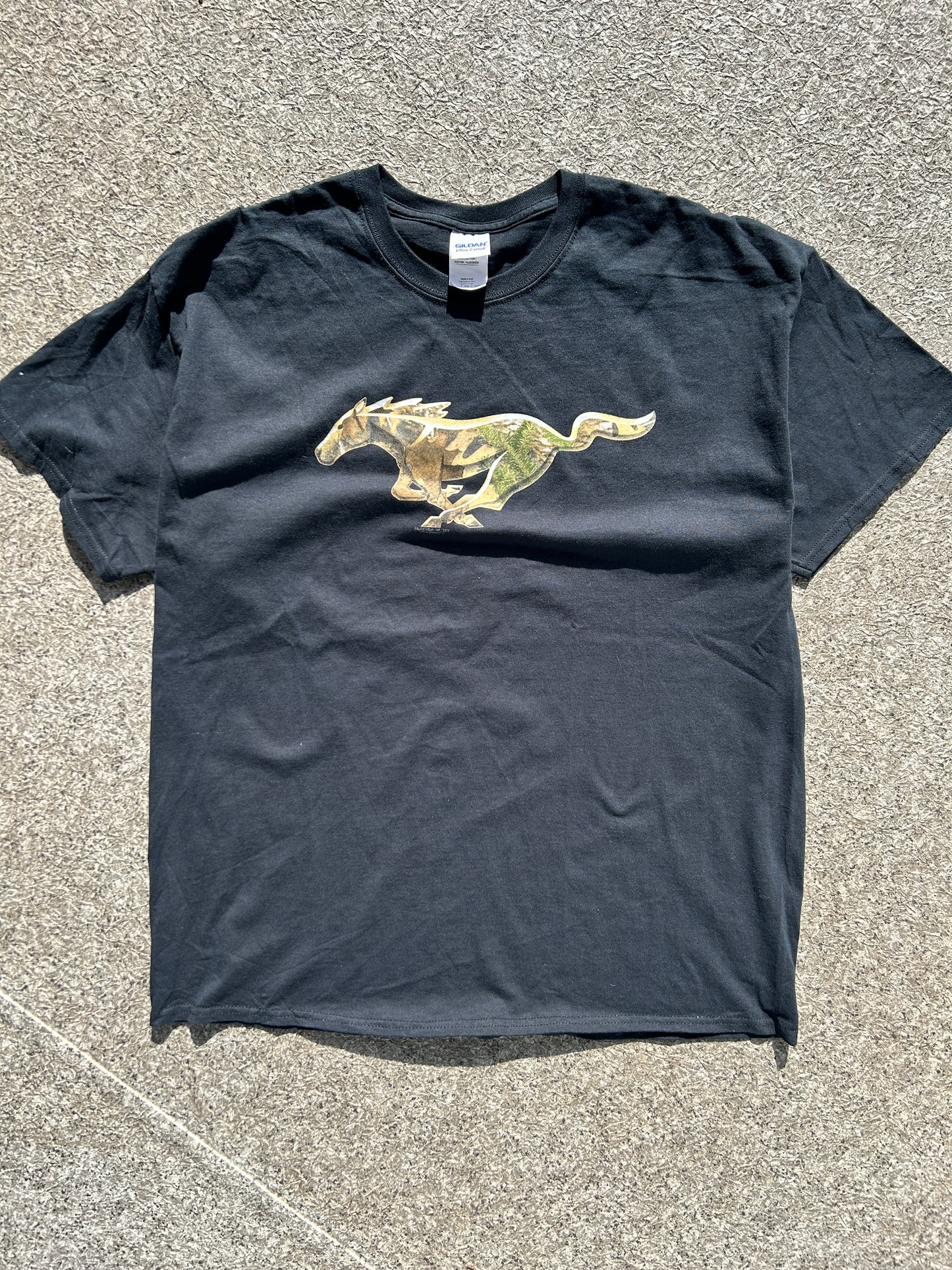 Mossy Oak Mustang Logo Tee (XL)