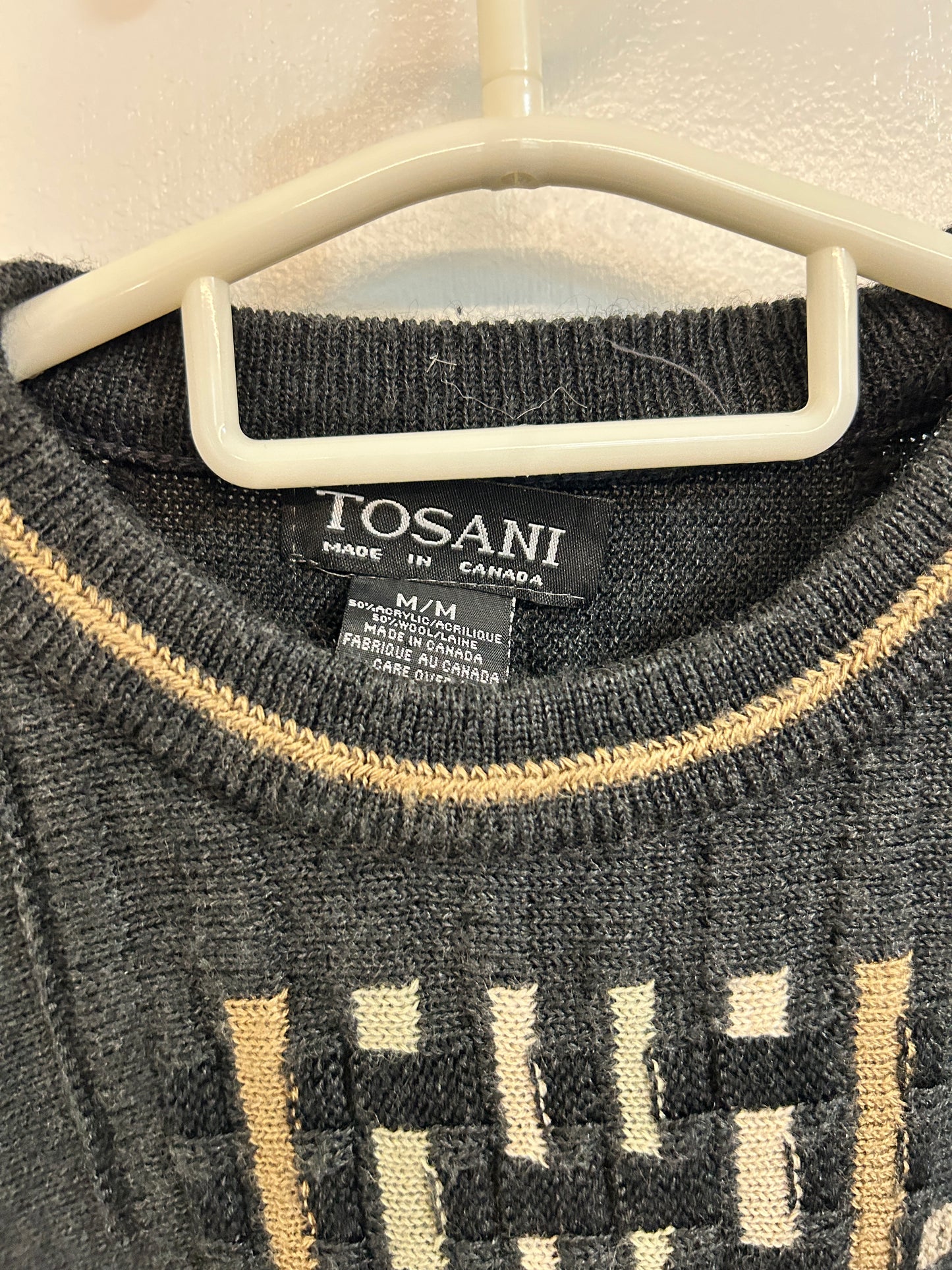 Tosani 3D Textured Knit (M)