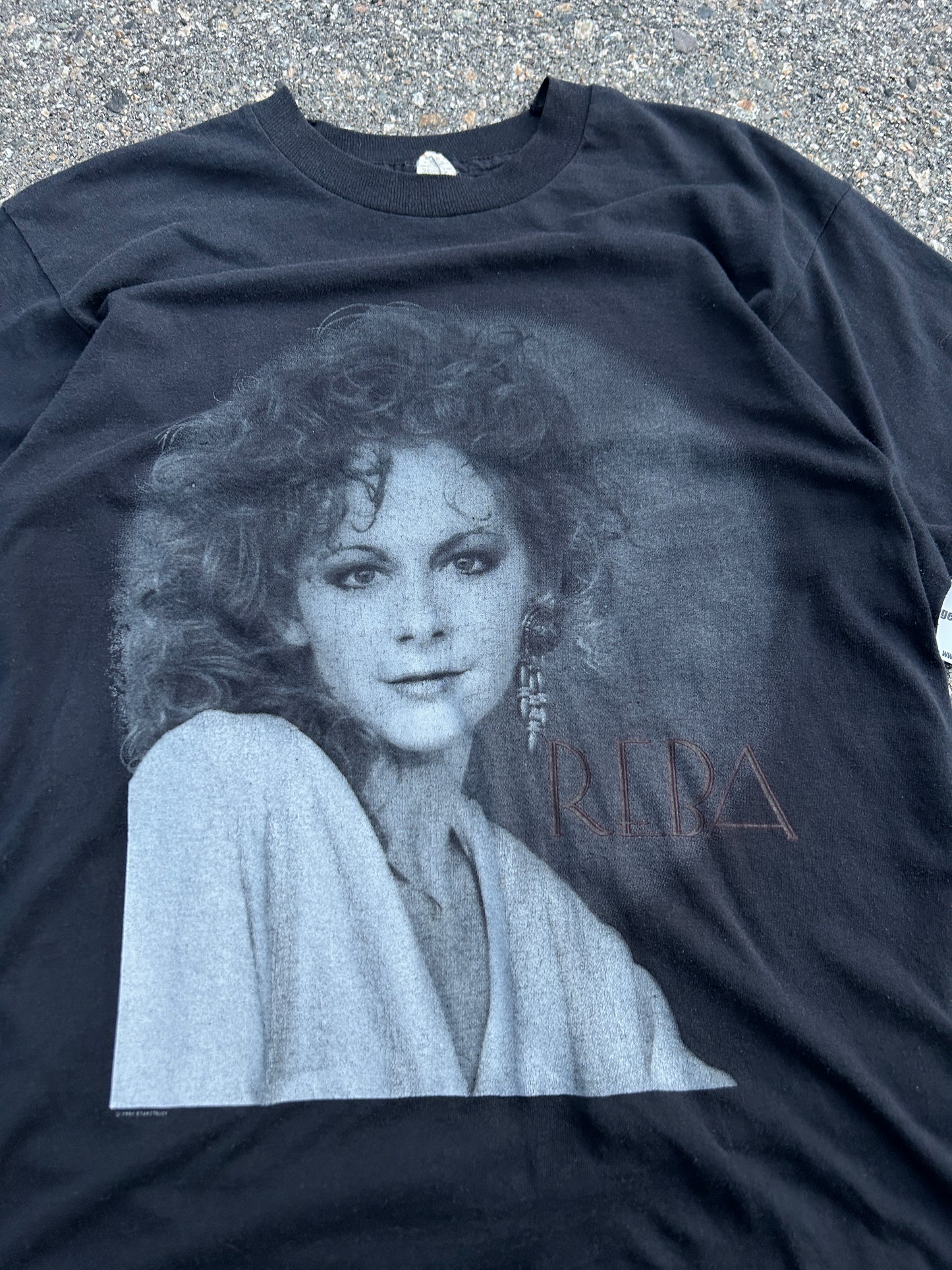 Vintage 1990 Single Stitch Reba Tee (L)