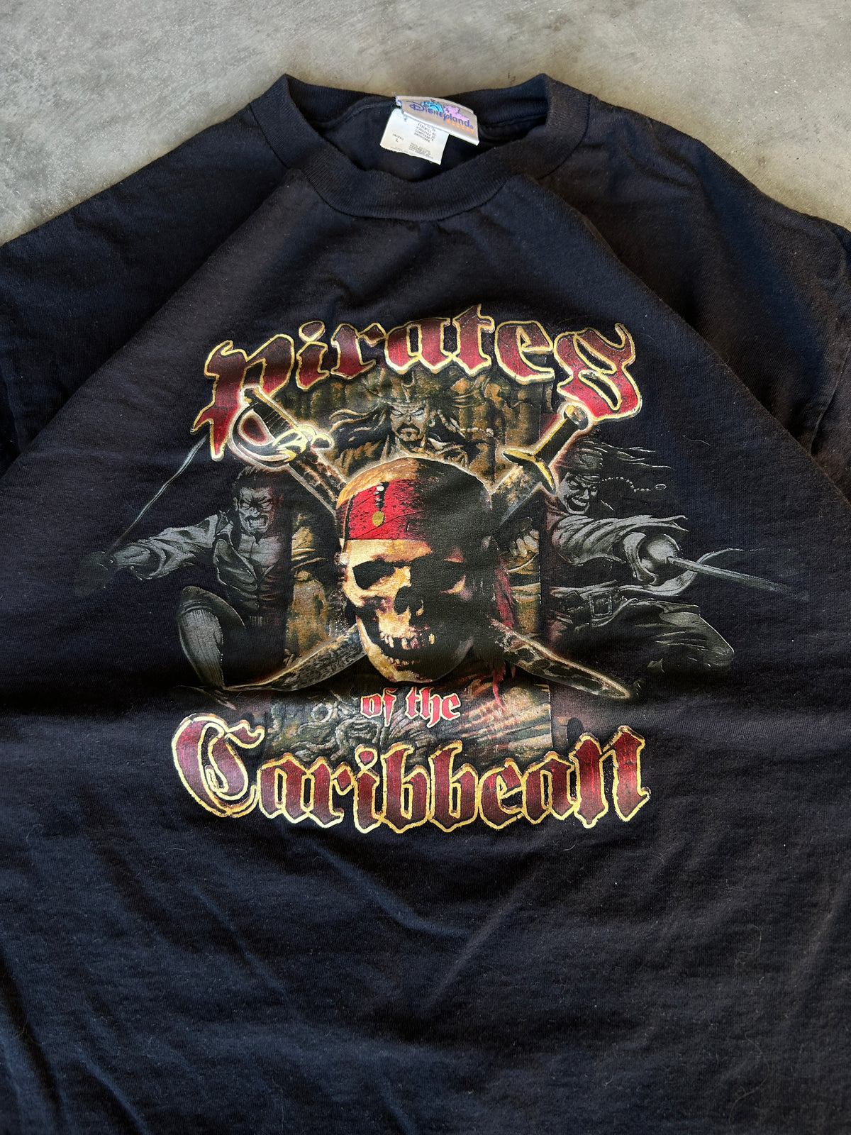 Vintage Disneyland Pirates of the Caribbean Tee (L)