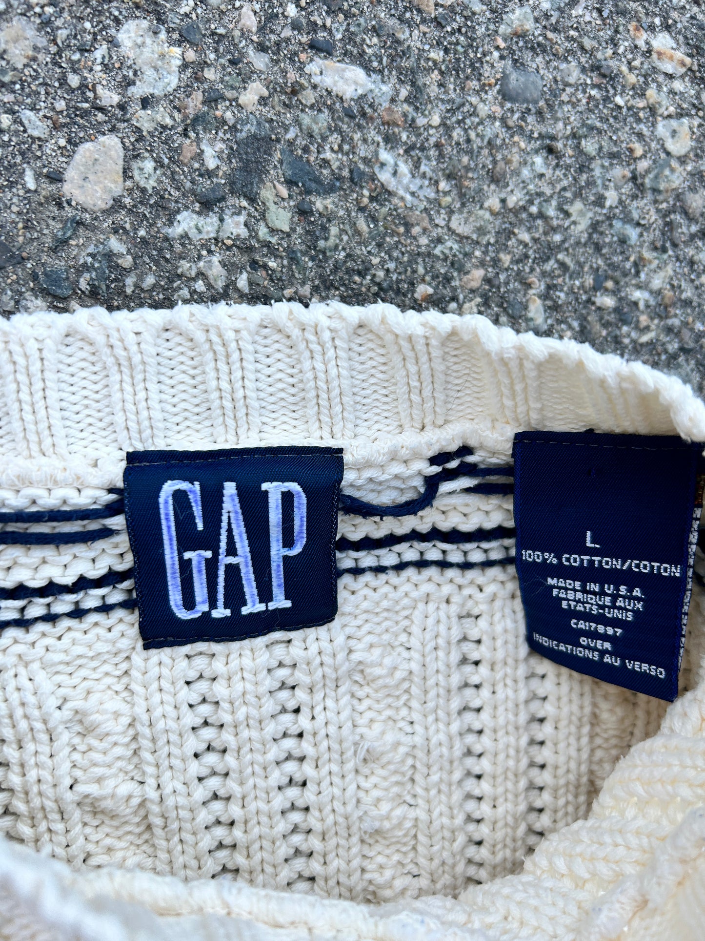 Vintage Gap Heavyweight Cable-knit Sweater (L)