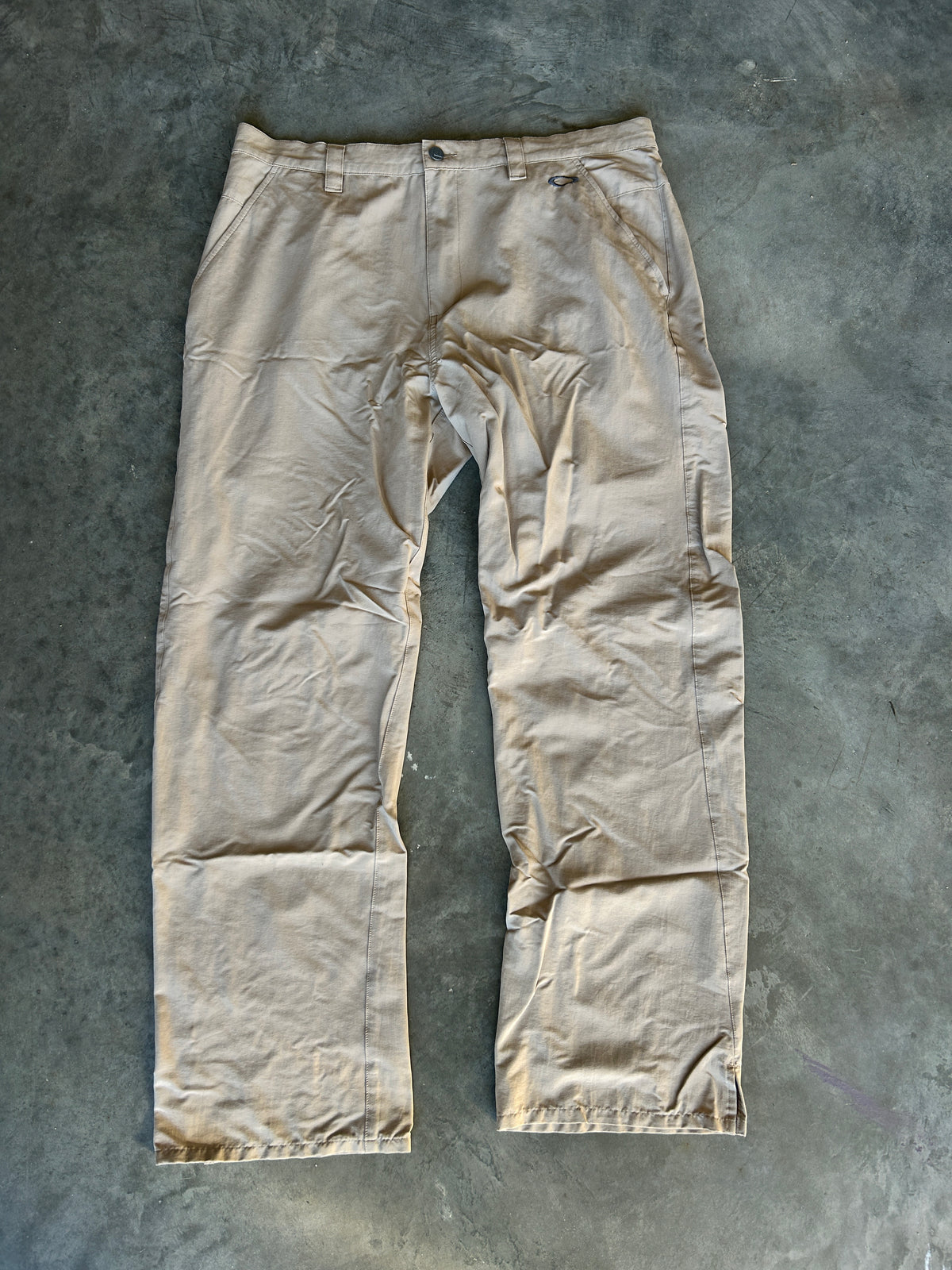 Vintage Oakley Khaki Pants (38x34)
