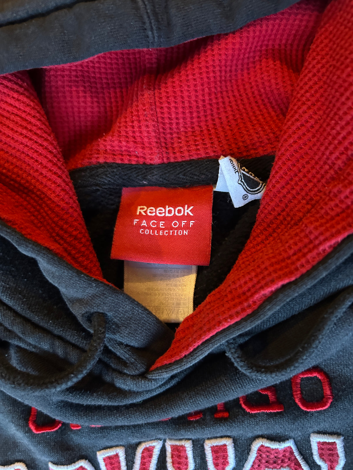 Reebok Chicago Blackhawks Waffle Lined Hoodie (L)