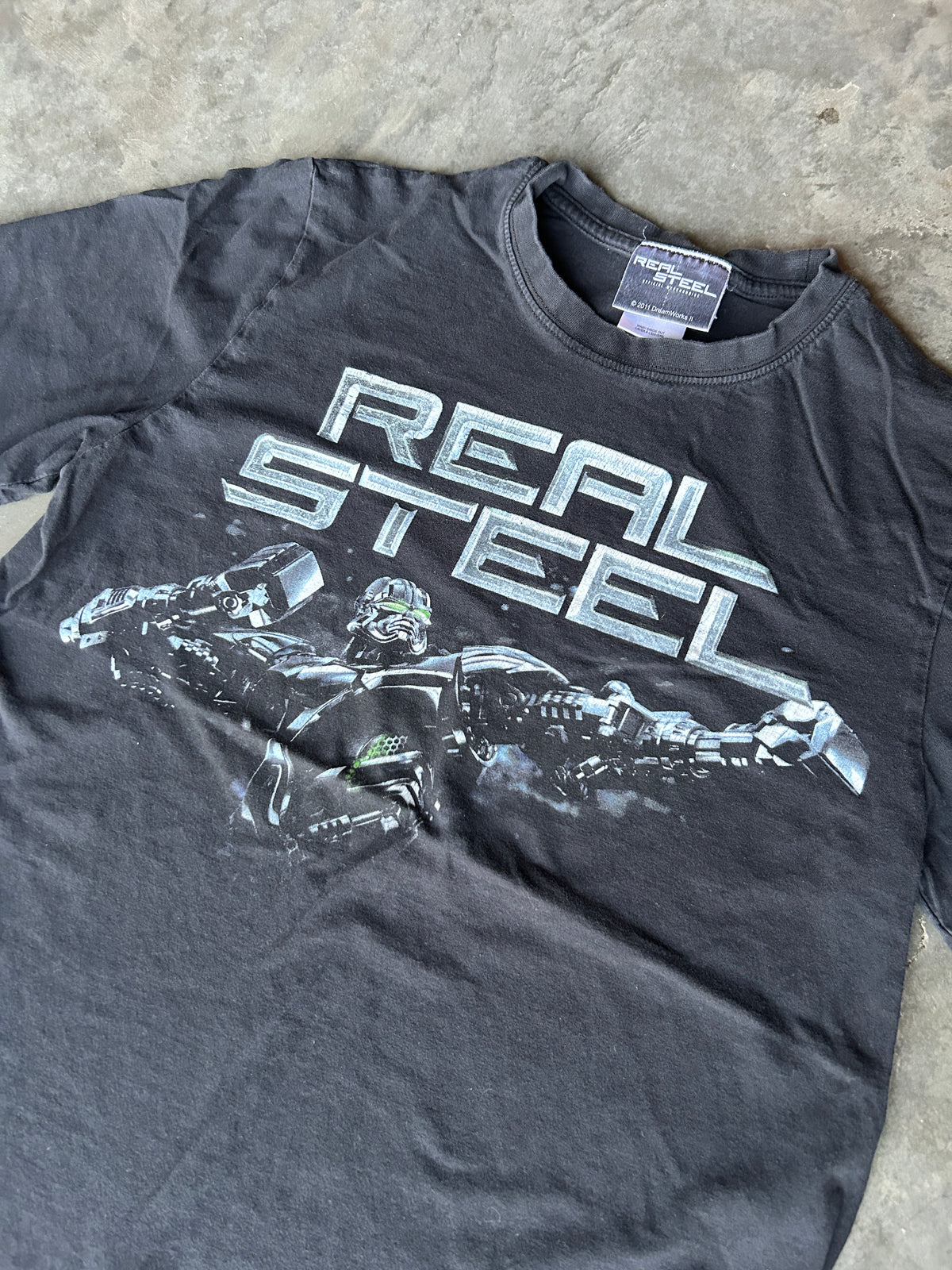 2011 Real Steel Movie Tee (S)