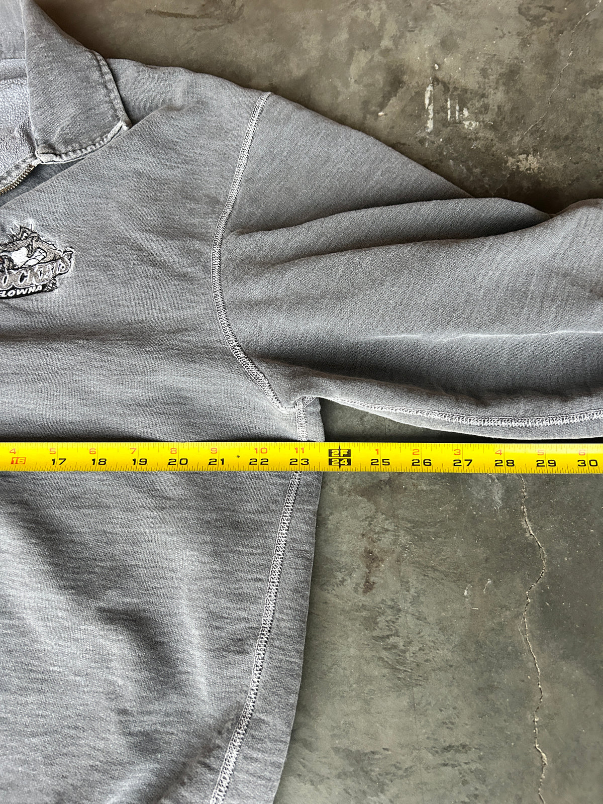 Grey Stonewash Kelowna Rockets Quarterzip (L)