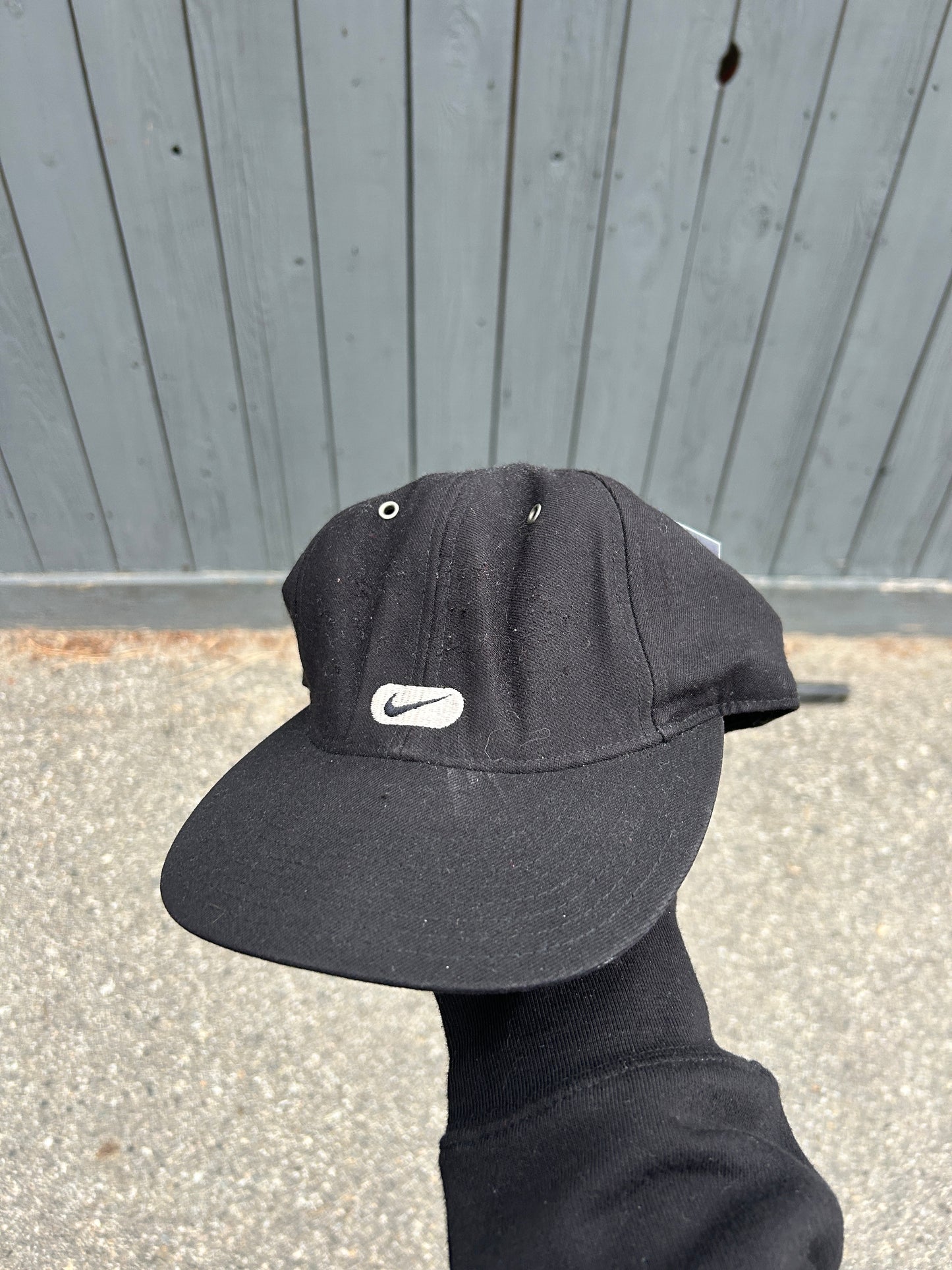 Vintage Nike Small Logo Flexfit Hat (M/L)