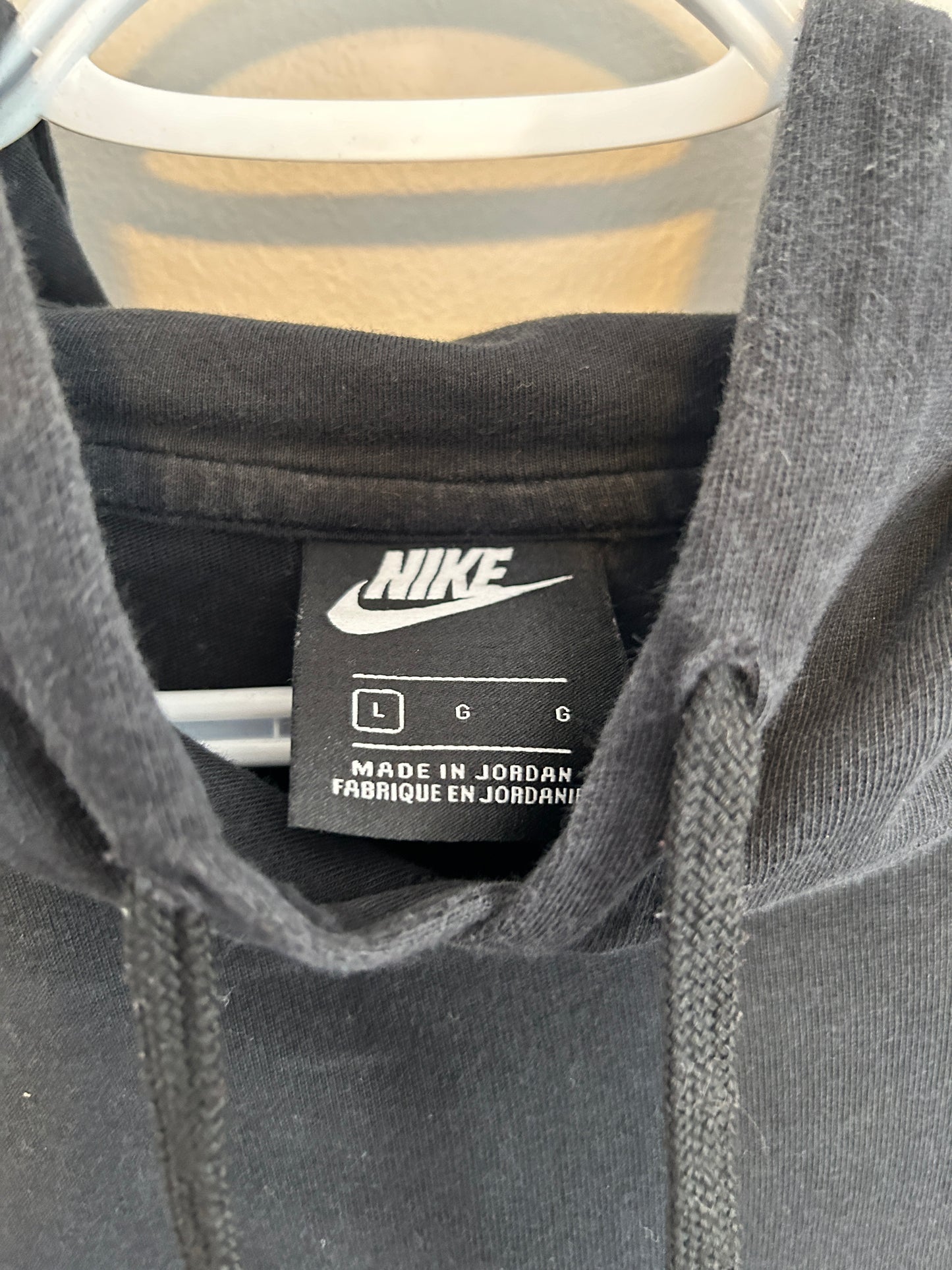 Lightweight Nike Hoodie (L)