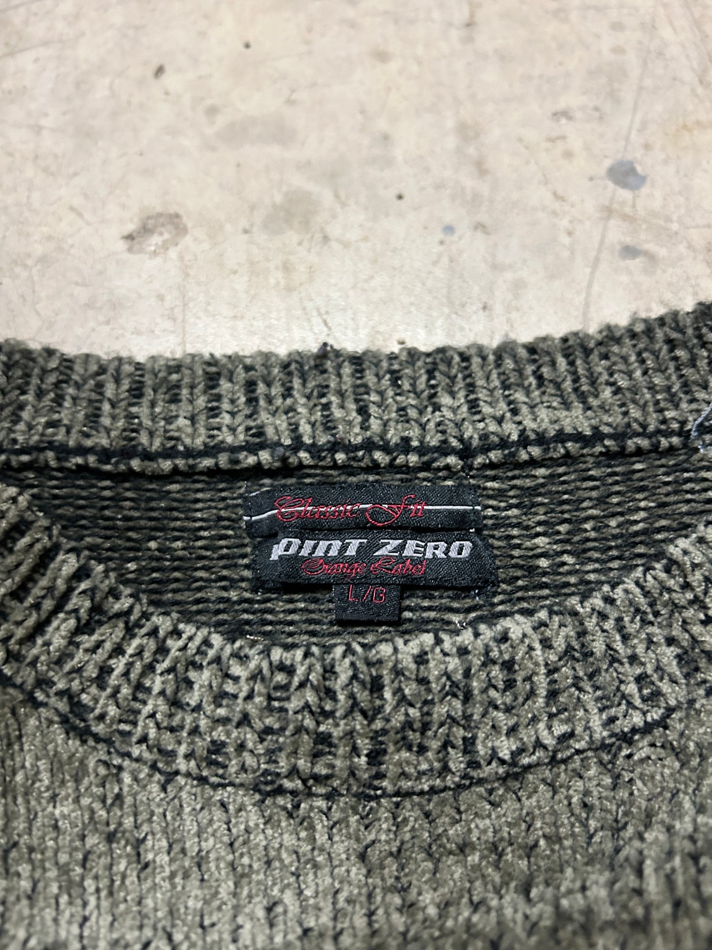 Vintage Point Zero Knit Sweater (L)