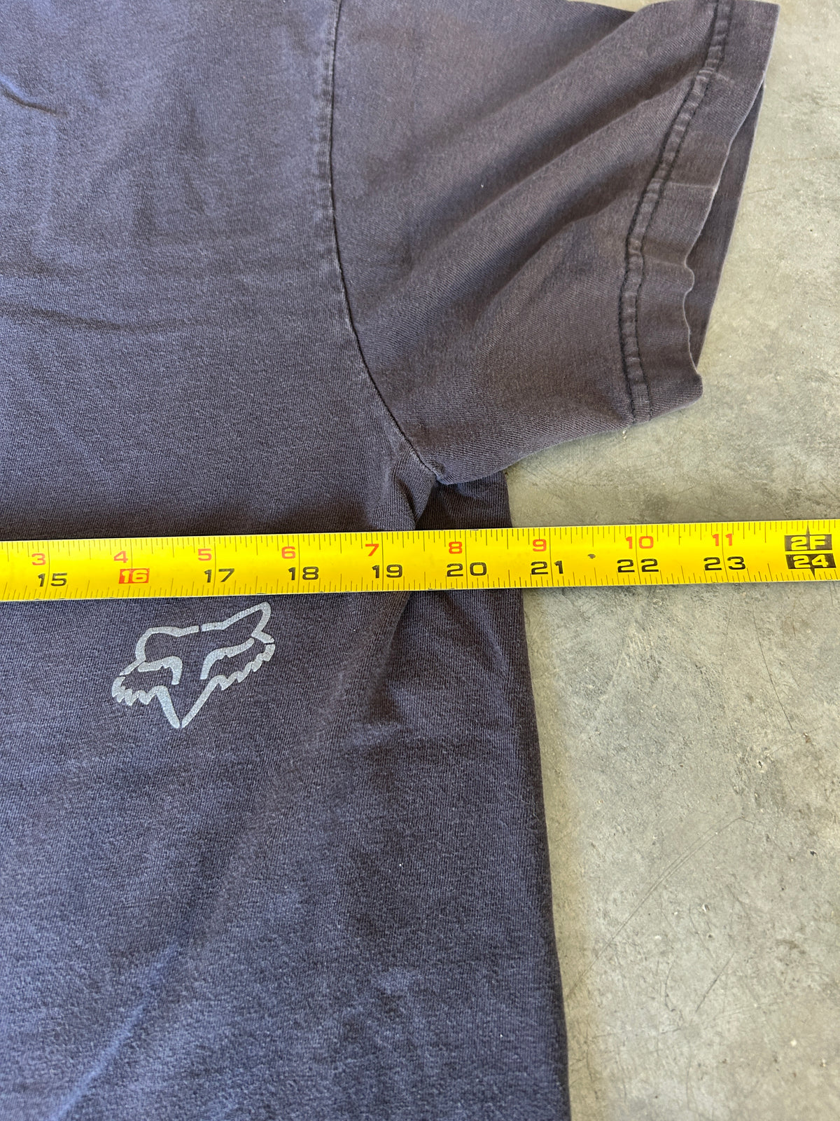 Y2K Fox Racing Red and White Logo Tee (L)