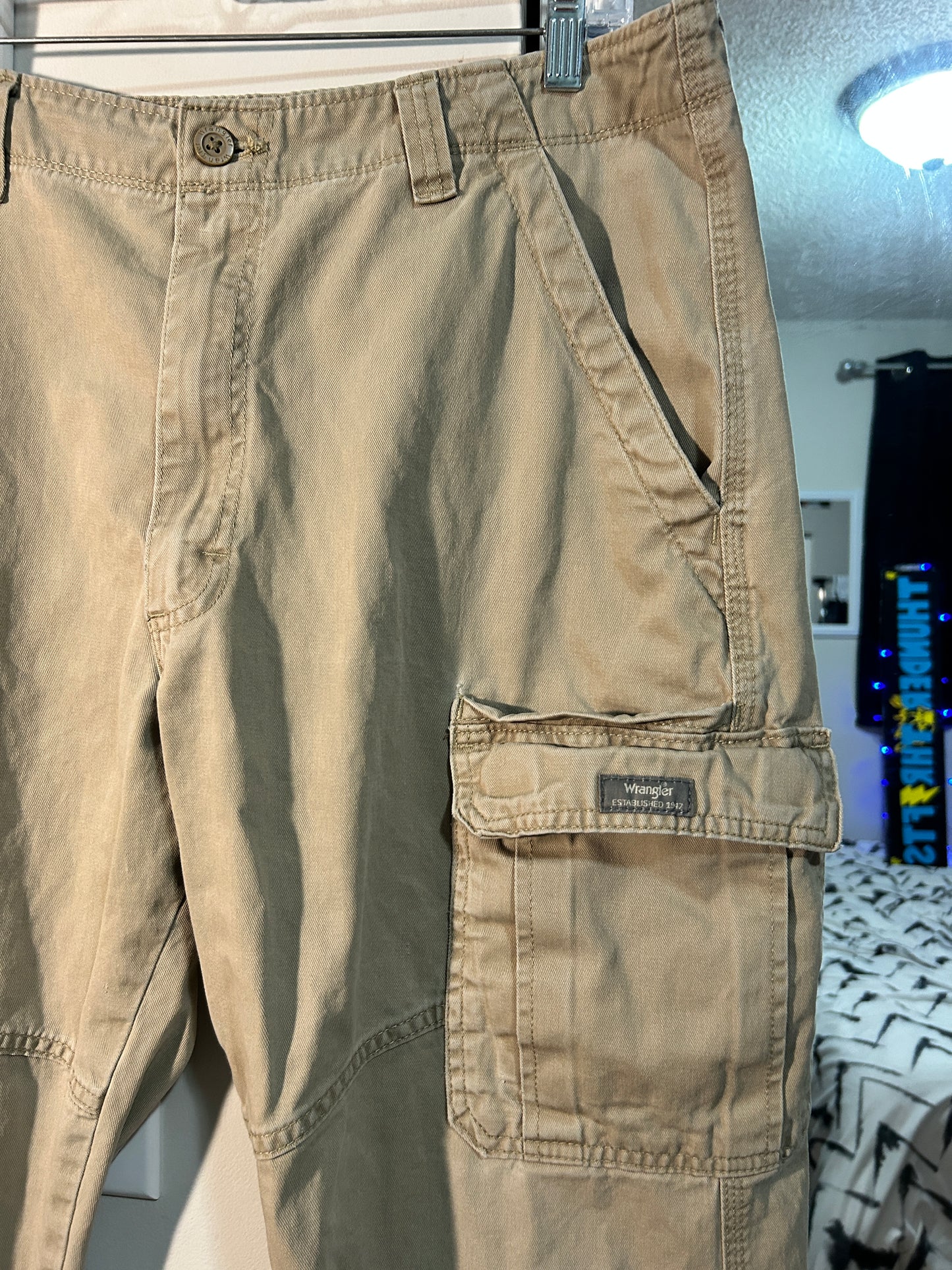 Wrangler Cargo Pants (36x32)