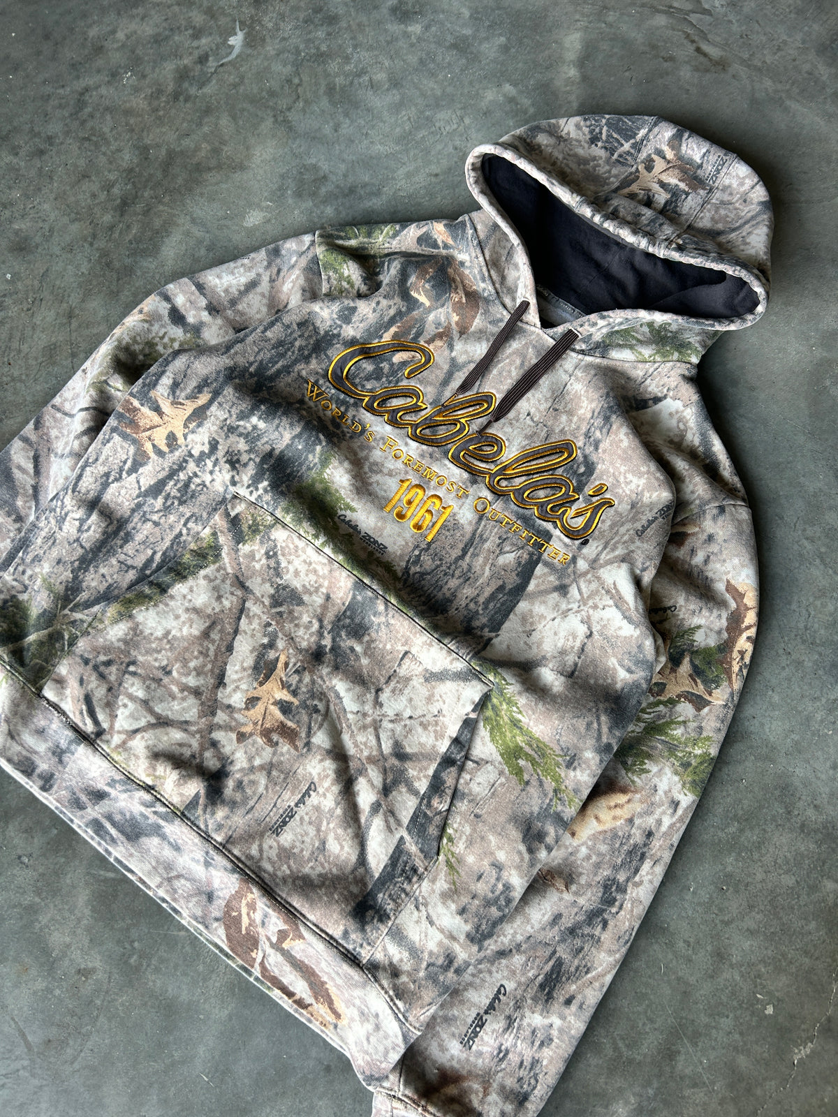 Cabelas Real Tree Camo Hoodie (L)